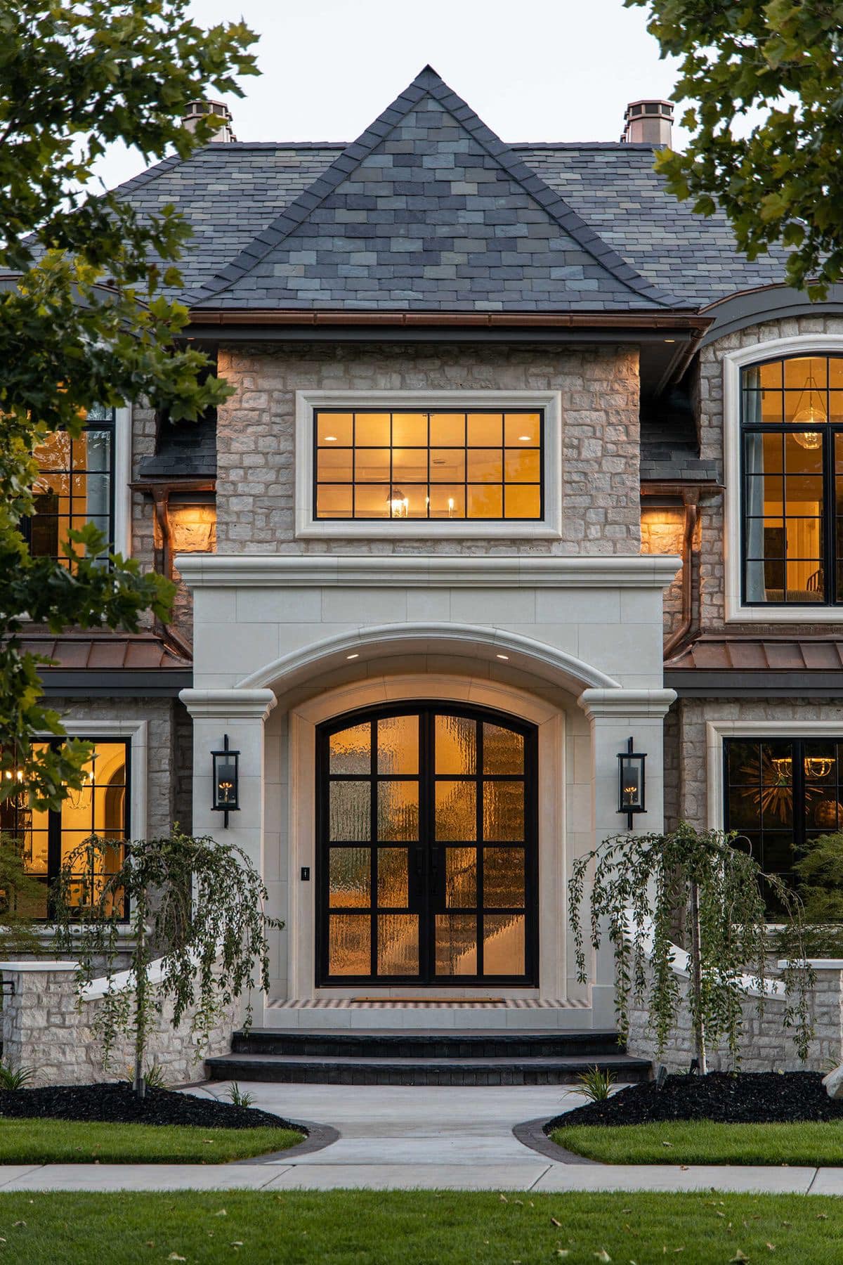 𝓢𝓪𝓫𝓲𝓷𝓪 𝓒𝓪𝓽𝓸𝓾𝓻 - My Dream Home 🏡 🖤🏡🥀