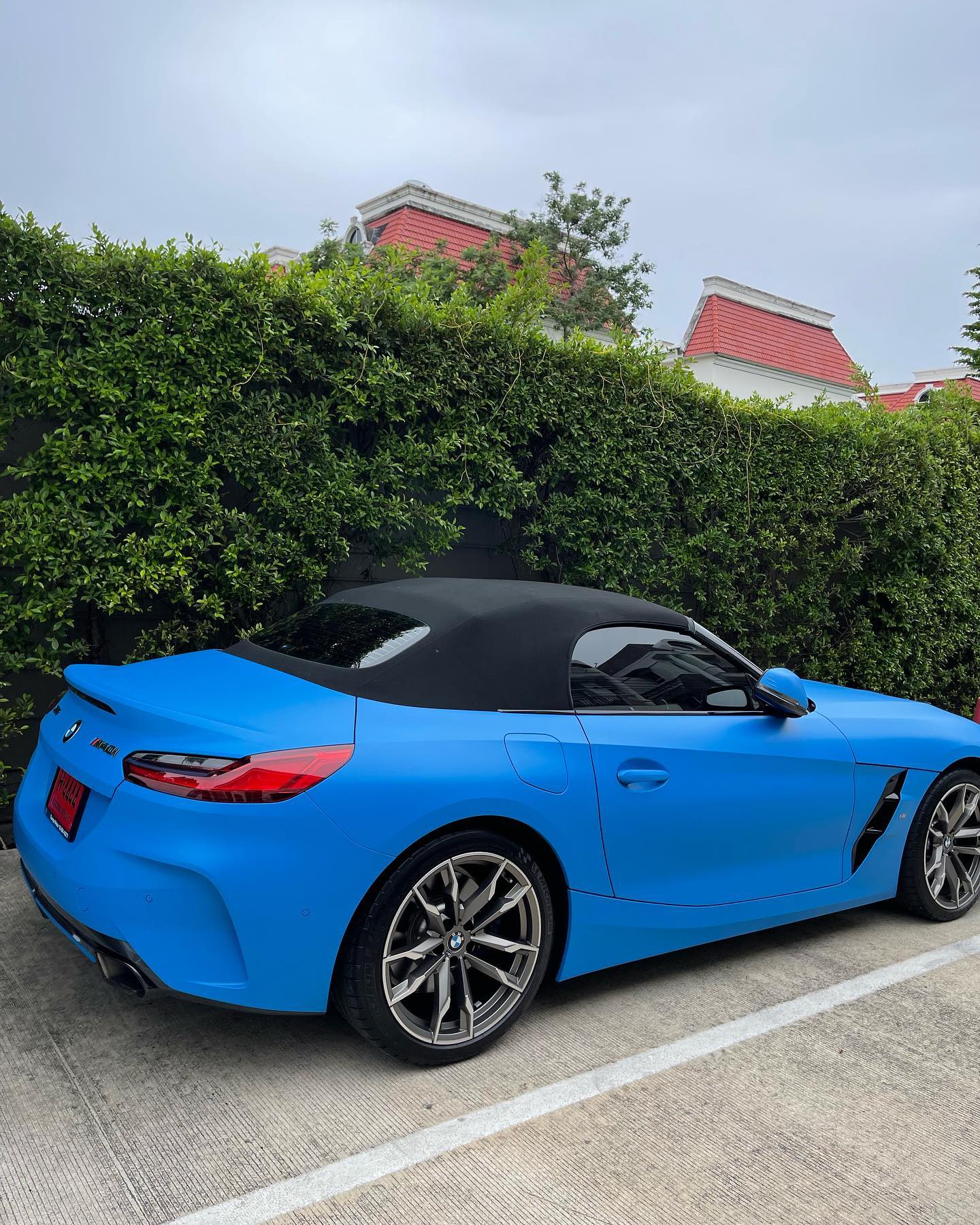 Matt Racing Blue BMW Z4 Wrapped ขอบพระคุณคุณบอสครับ ฟรี บริการรถยกสไลด์ ...