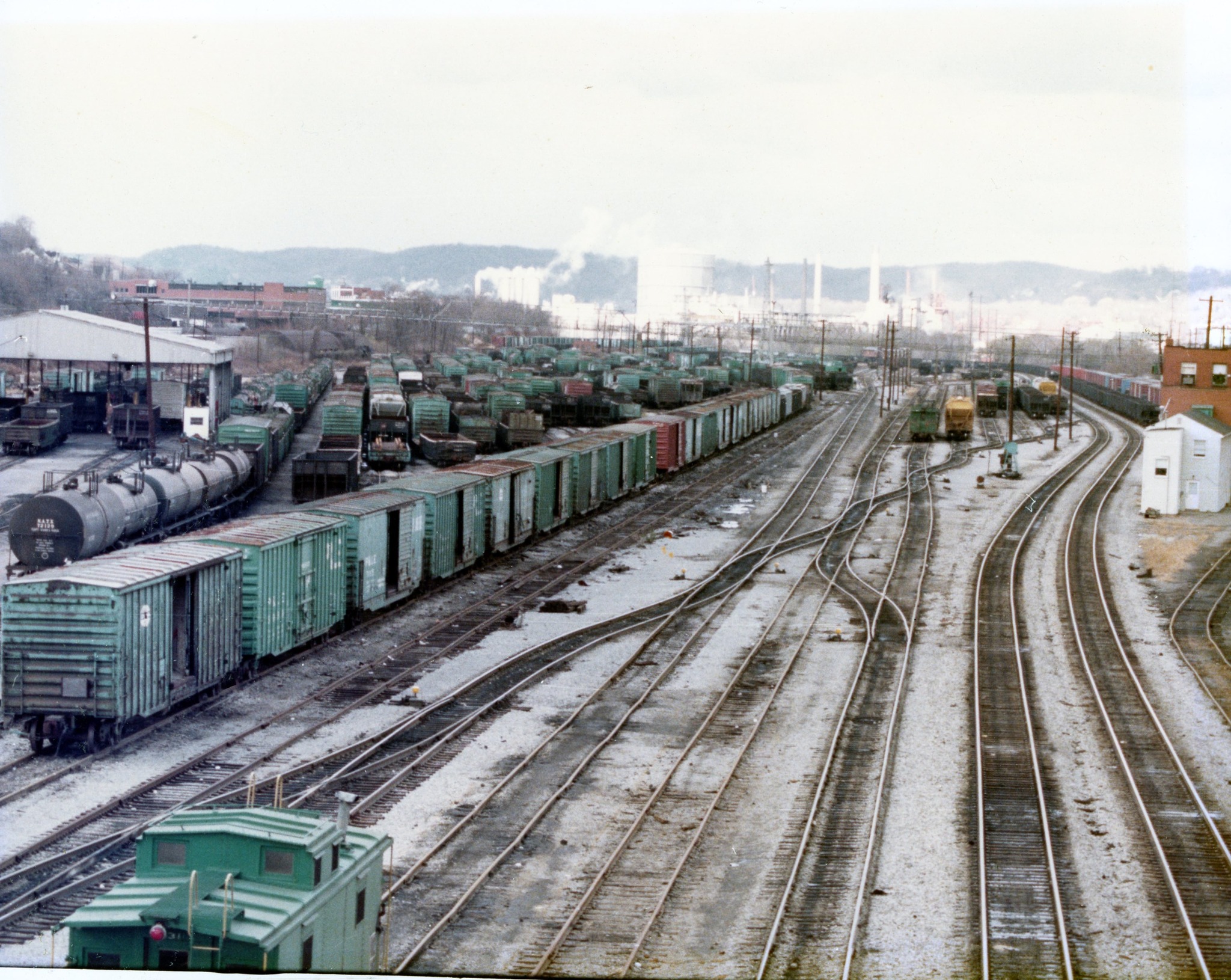 Pittsburgh & Lake Erie Railroad Interest Group | McKees Rocks in the ...