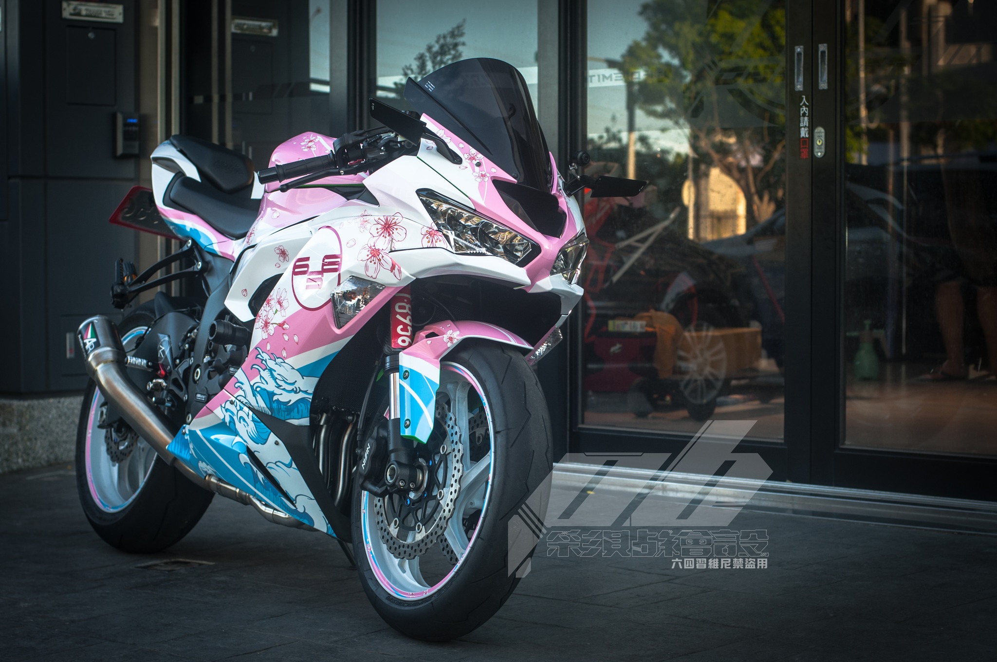 PB - NINJA ZX-6R 636 日式櫻花向德國EightEleven Design購買授權經由