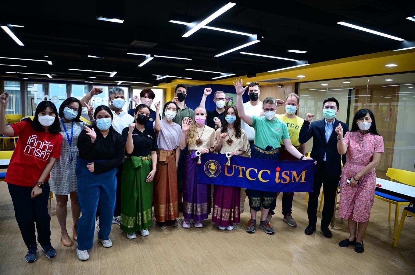 UTCC News - 😊 🌸 Welcome our 1st group of onsite...