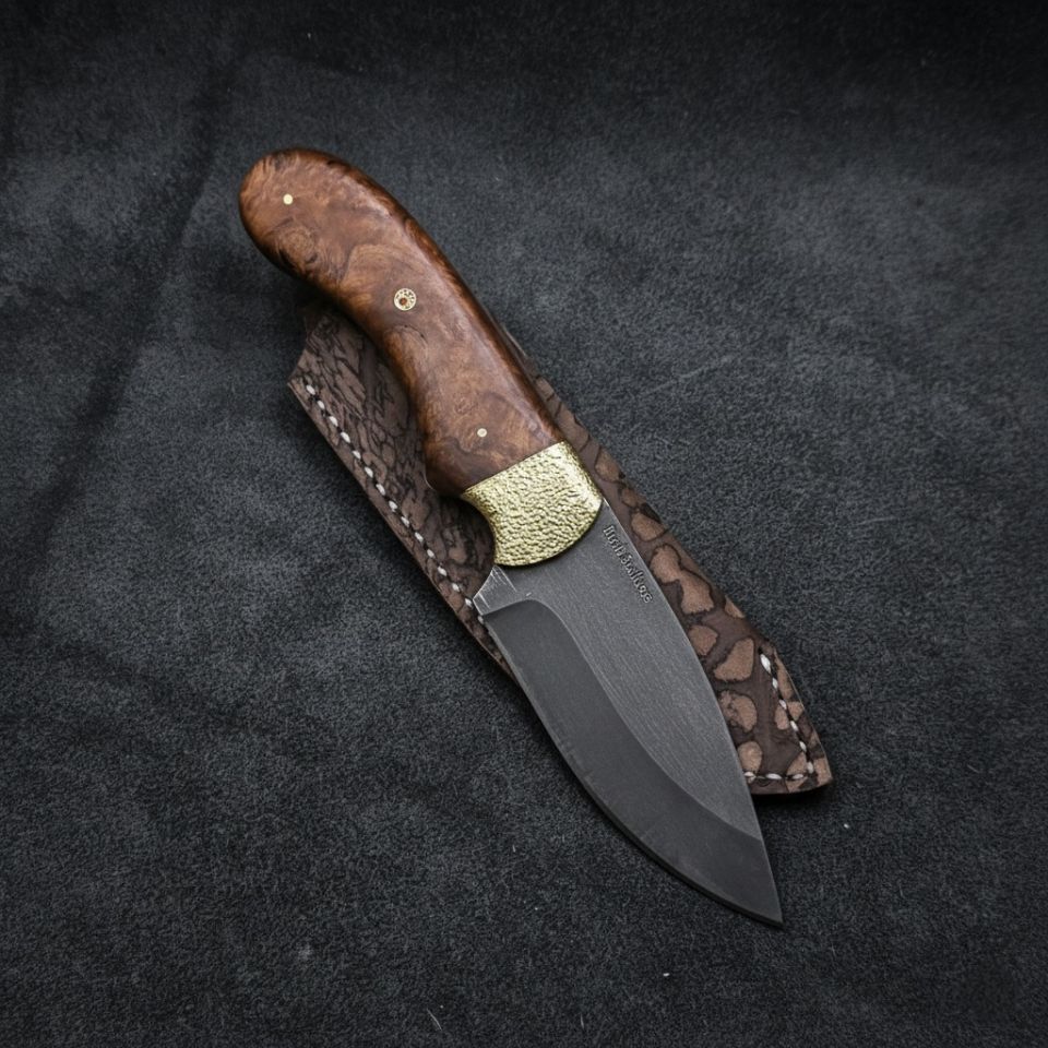 Bush Stalkers Knives & Leather
