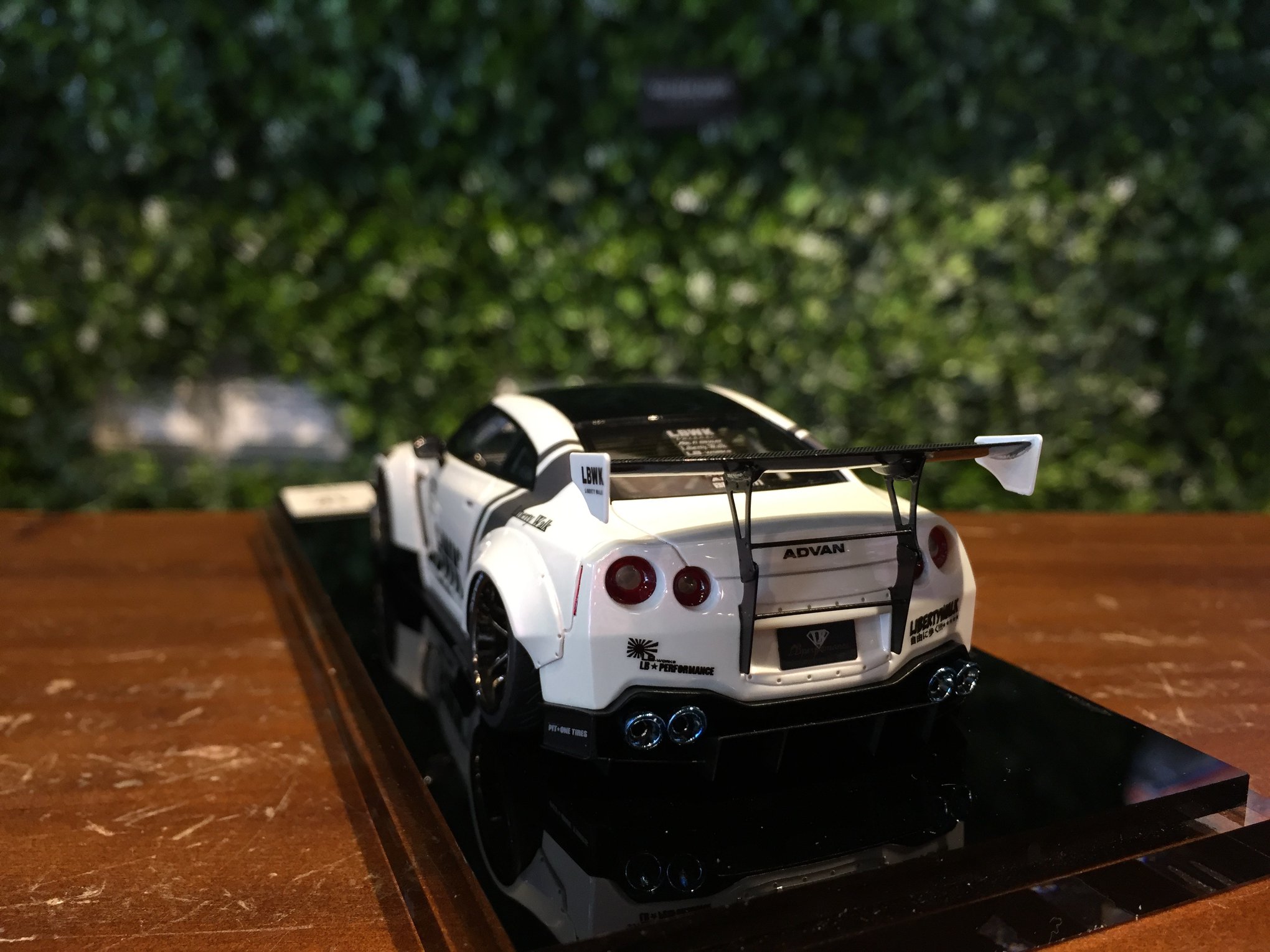 MakeUp 新到貨 New arrivals! 1/43 LB-Works GT-R (R35) Type 2 Racing