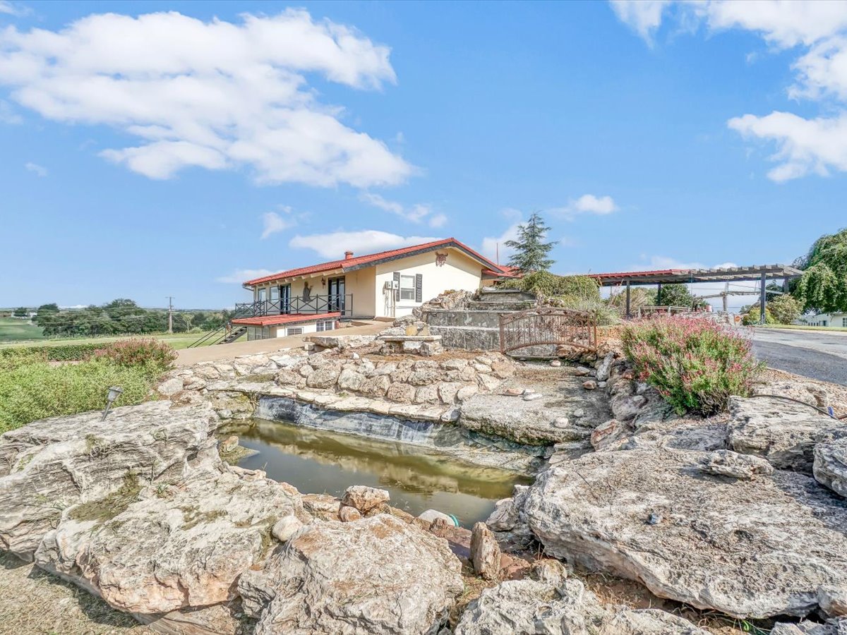 Stefa... - Stefanie Edney, Realtor- RE/MAX All American Realty