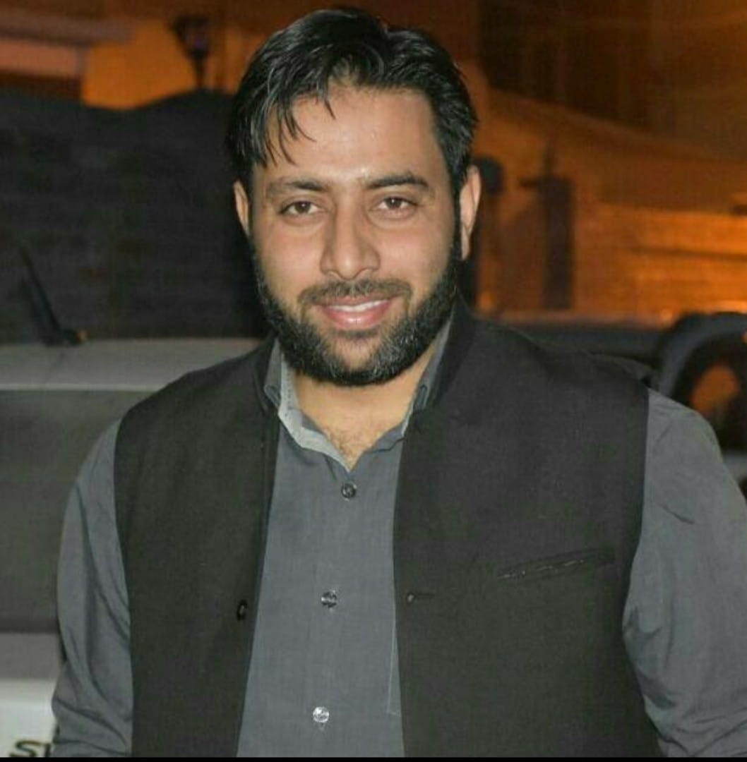 Rys Manzoor