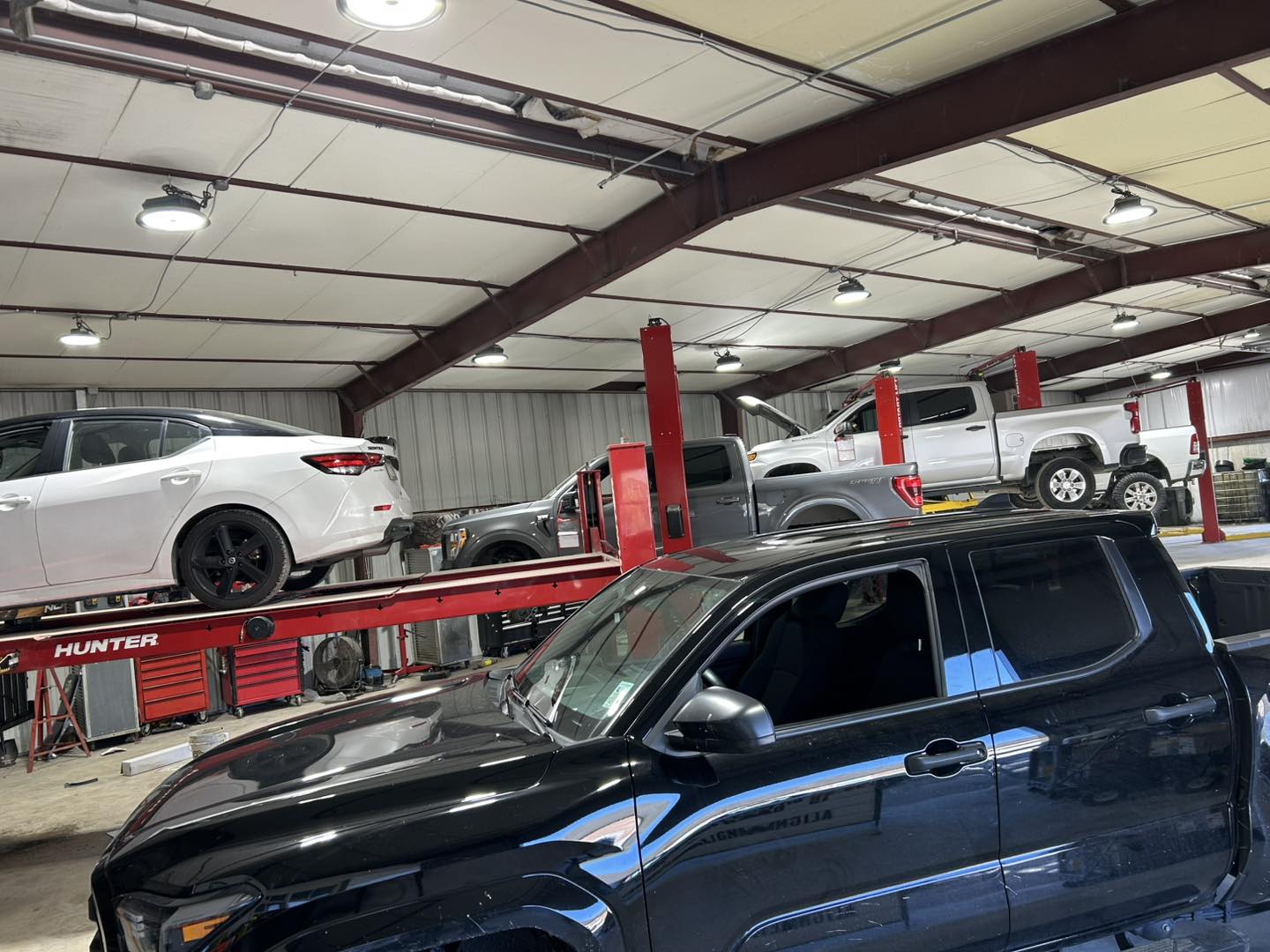Wrapping up the week strong!! Current specials 📣📣 ✓ $39.99
