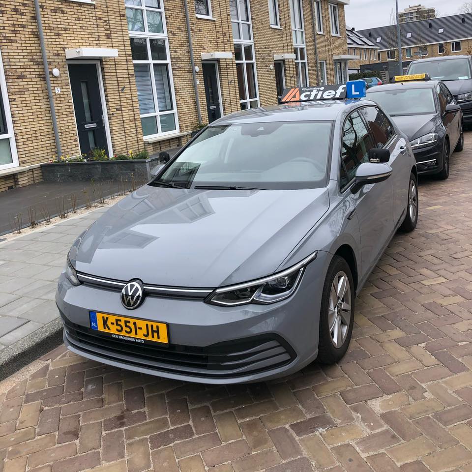 Rijschool Verkeerskunde added a... - Rijschool Verkeerskunde