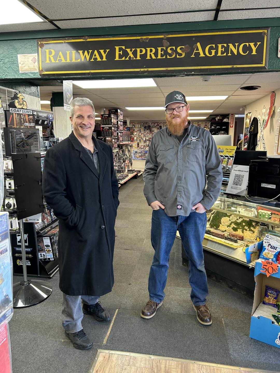 Old Sled Works - Tom Russell and Jimmy Rosen stopped by...
