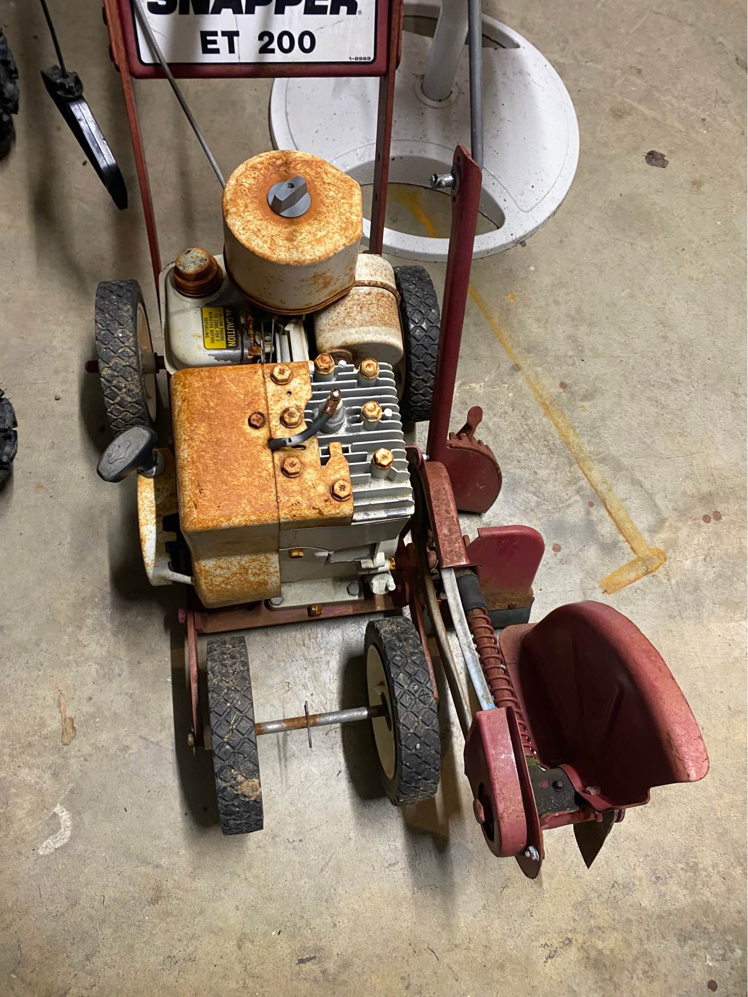 Snapper Et-200 gas powered grass edger - Edgers - Ephrata, Pennsylvania ...