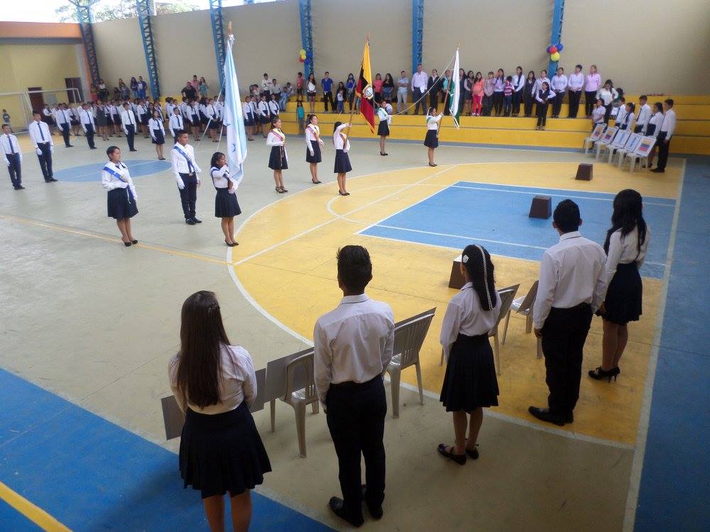 UEFT... - UEFTE Unidad Educativa Fiscomisional Técnico Ecuador