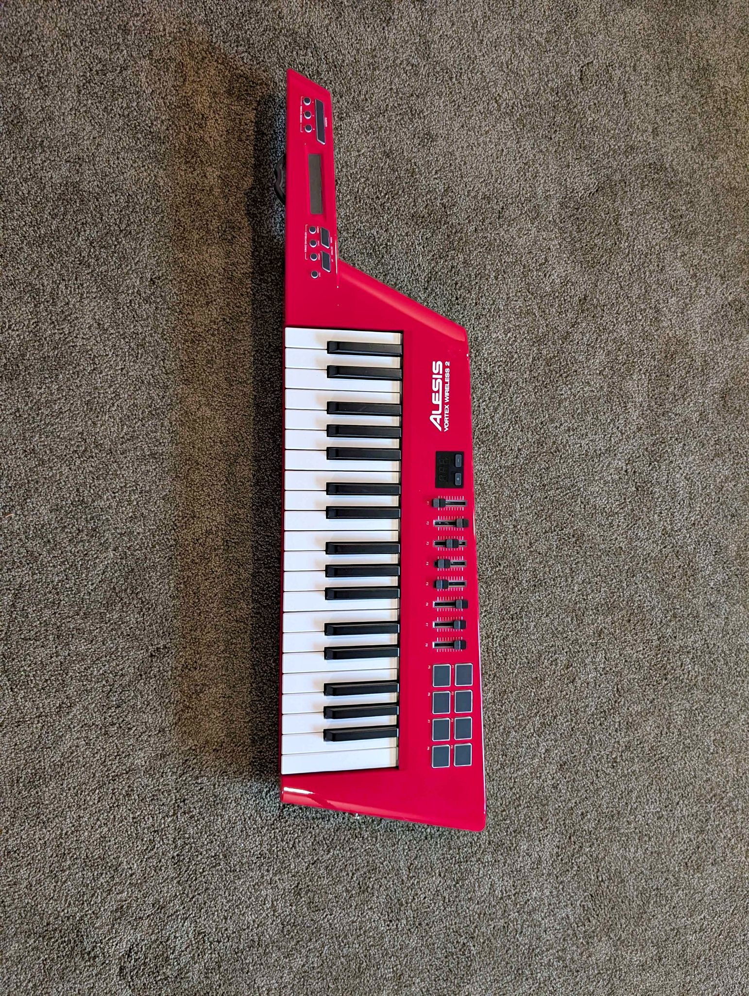Alesis Vortex Wireless 2 Keytar MIDI Controller - Red Limited Edition ...