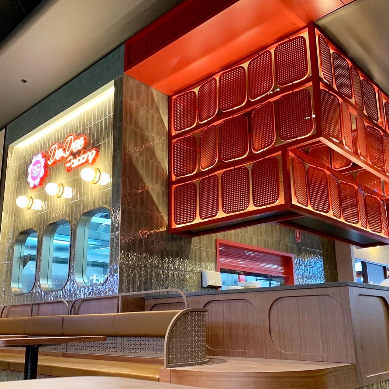 📣The wait... - Dodee Paidang Thai Street Food, Bar, and Cafe