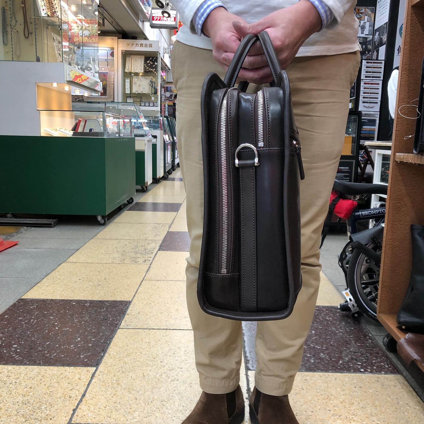 明けましておめでとうございます。 双鞣和地ダブル天ファスナーが入荷 