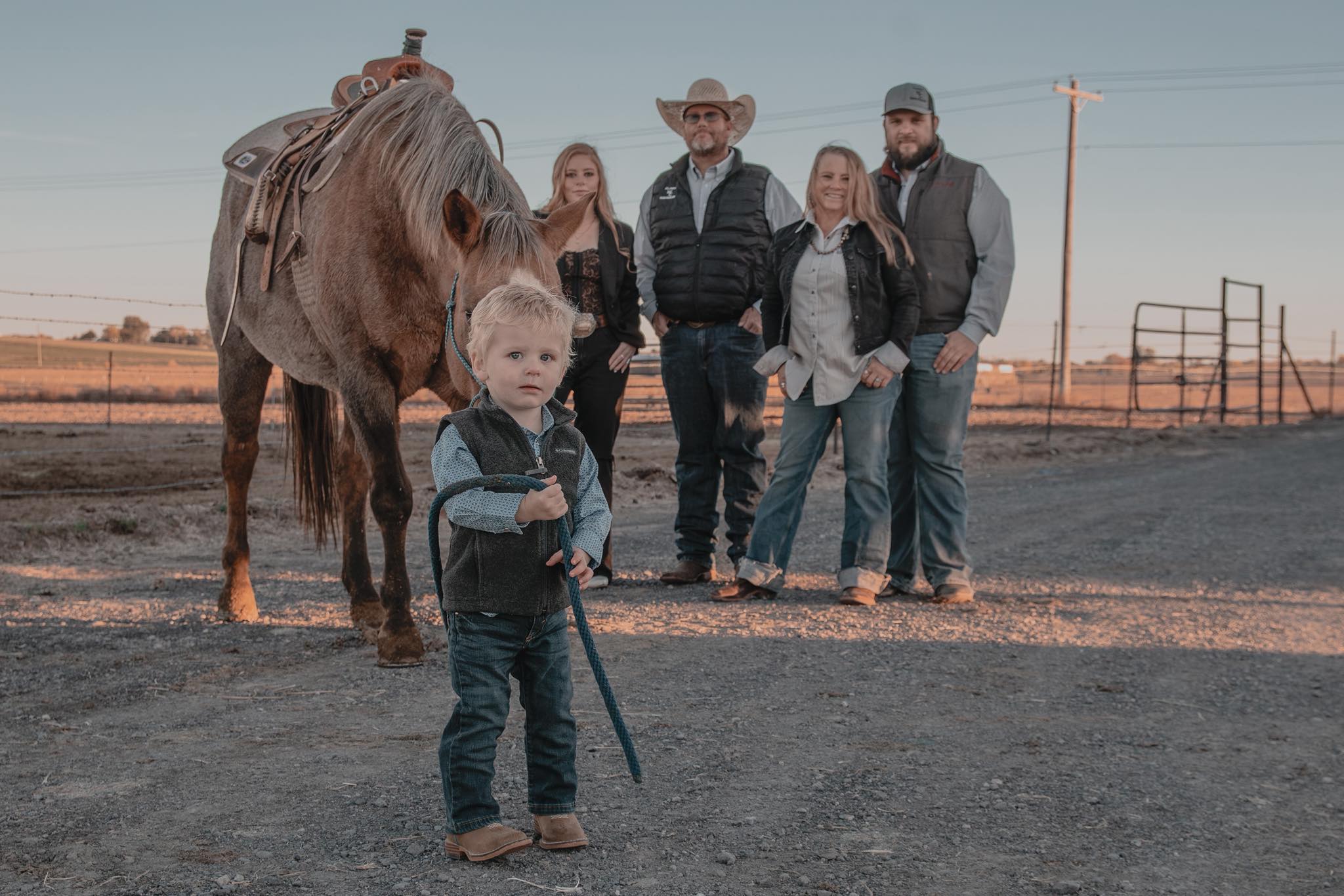 Elk Park Arena Round Robin is... - Meadow Creek Roping Arena | Facebook
