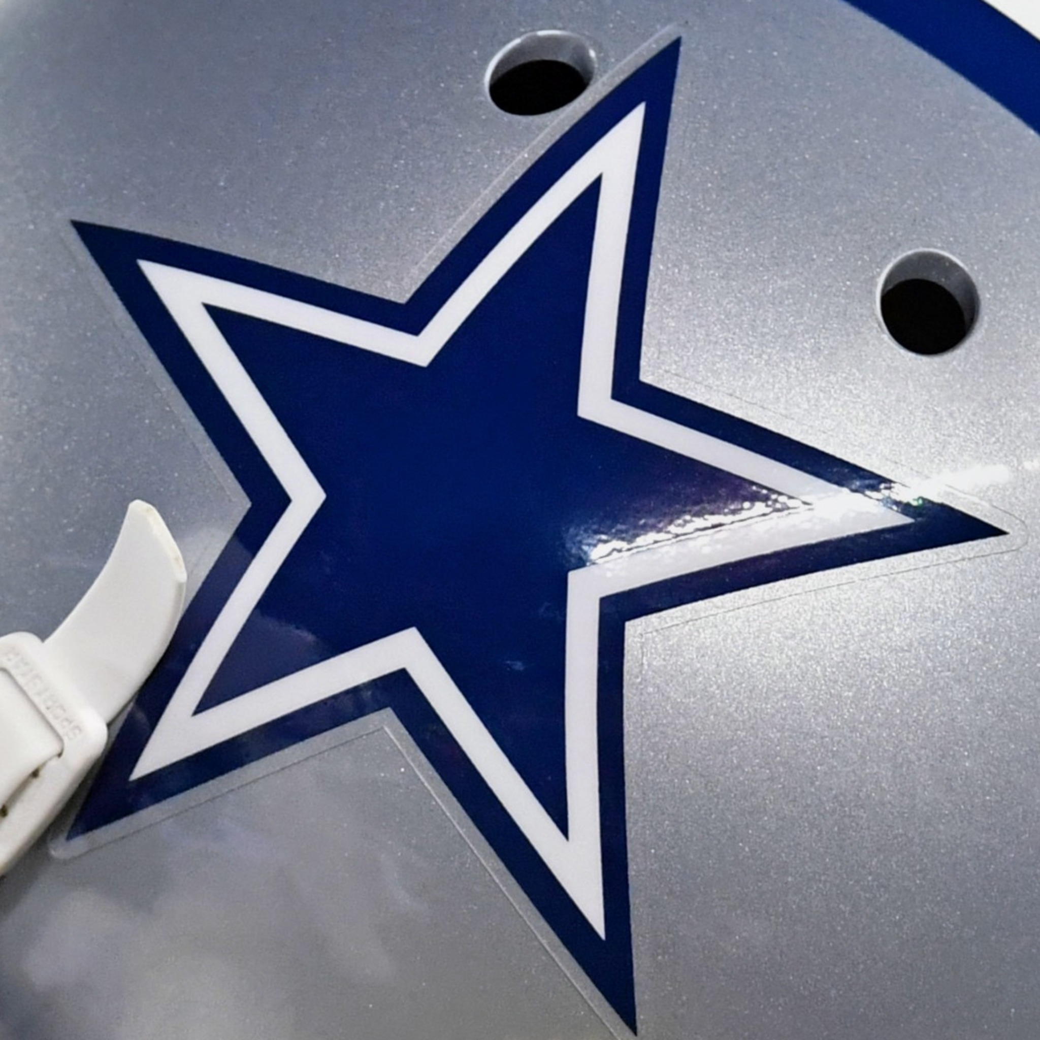 NFL - BREAKING: Former Dallas Cowboys Tight End Tragically Passes Away ...