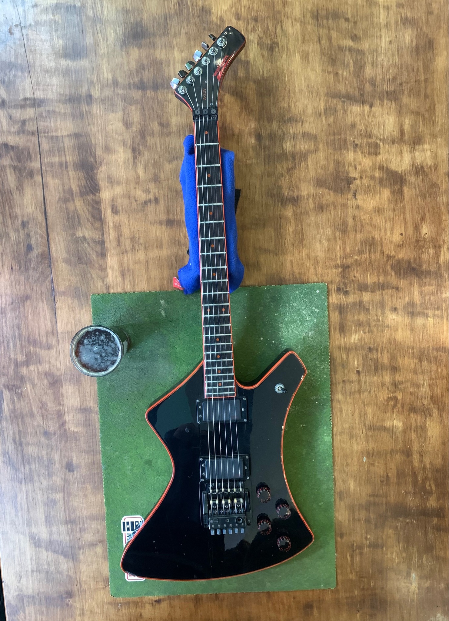 1980 Washburn A20 with DiMarzio Super Distortion pickups