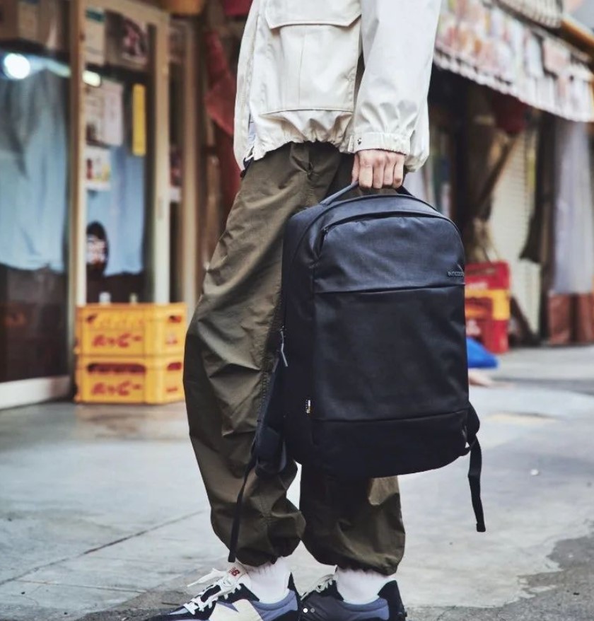 incase - - City Compact Backpack With CORDURA Nylon - 再入荷 
