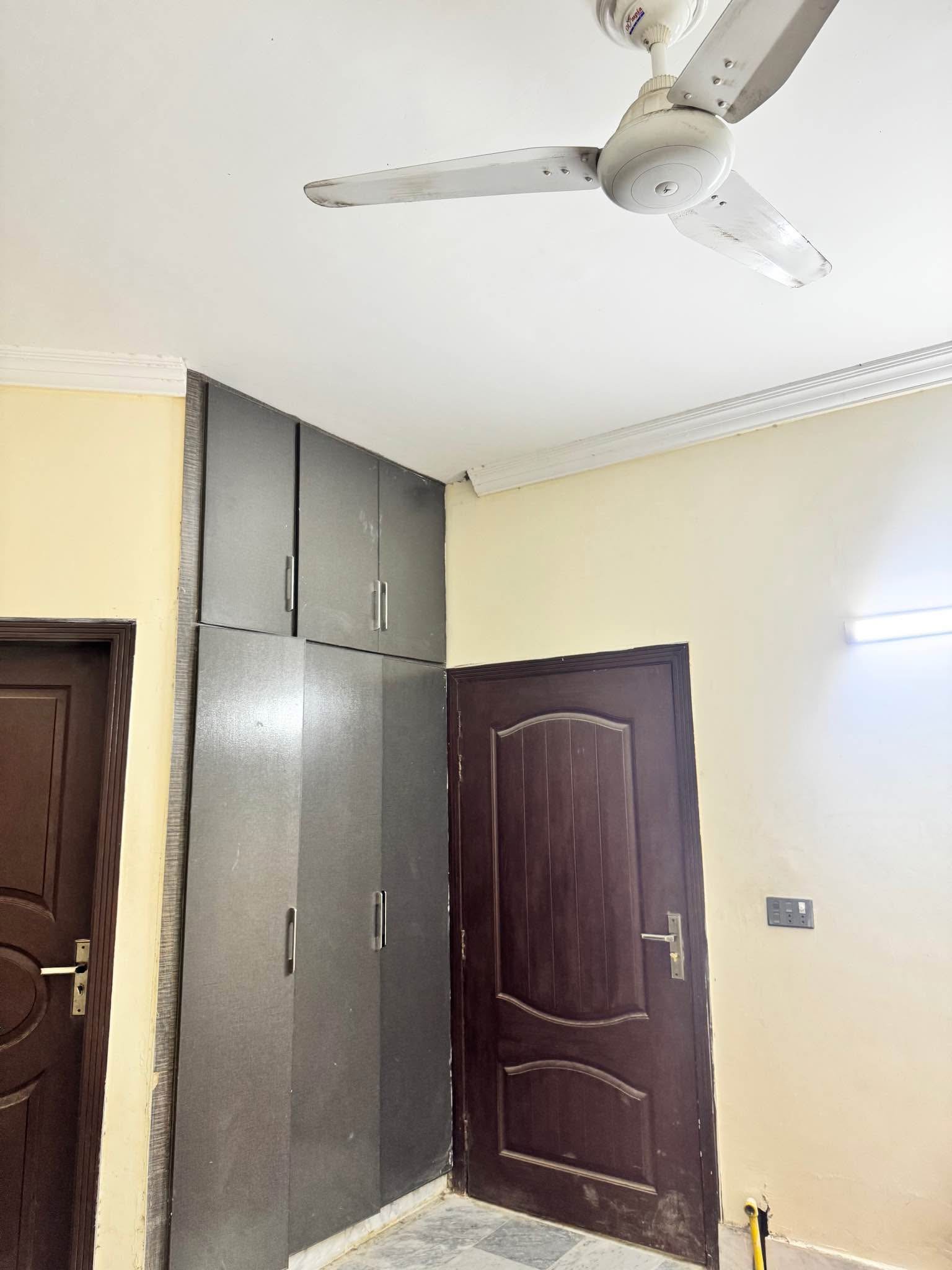 Room for rent in E11 3 person room - Property Rentals - Islamabad ...