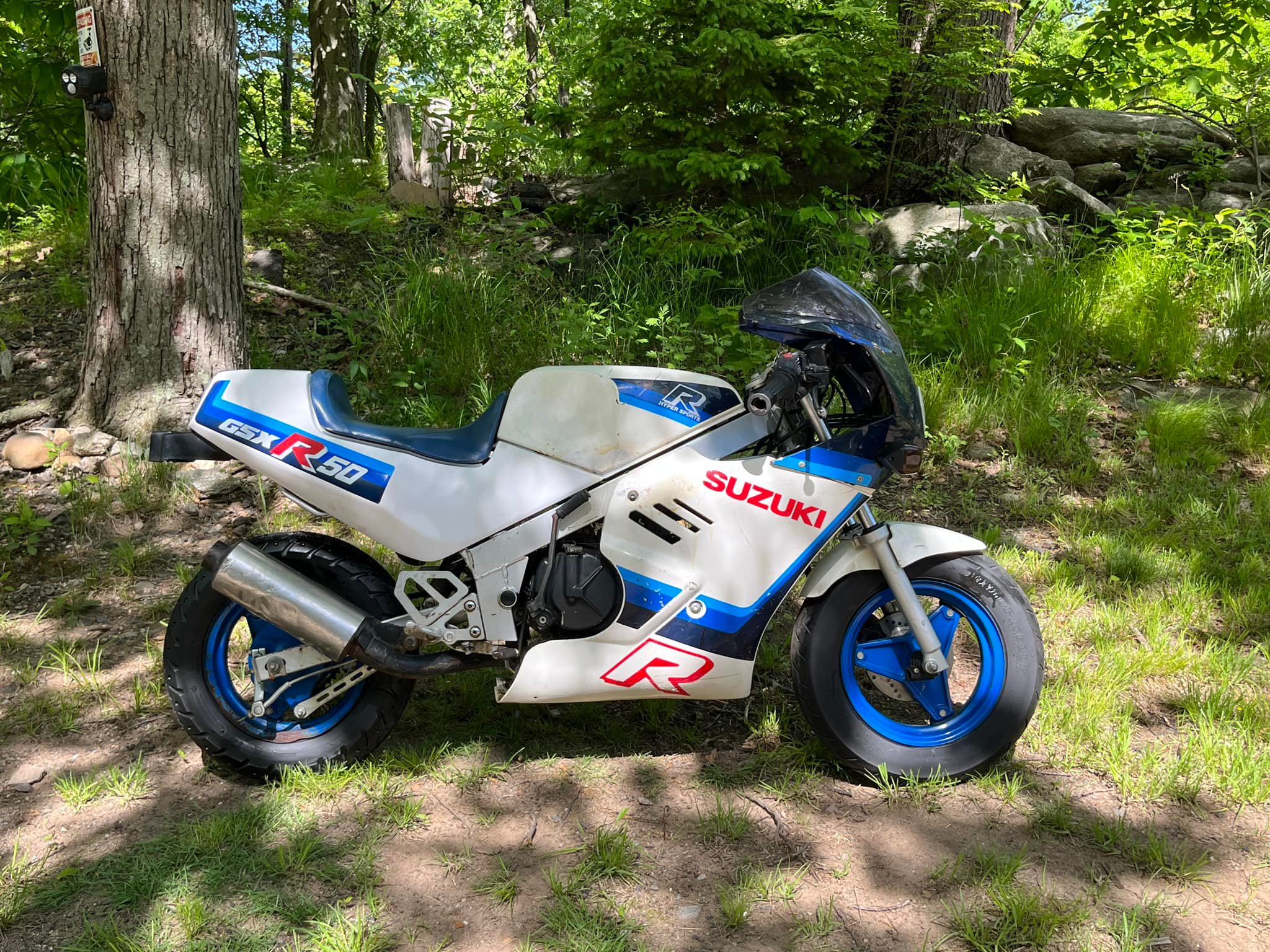 🔥 UNUSED Suzuki GSX-R50 — Factory Mini Gixxer 🔥 DM us for full