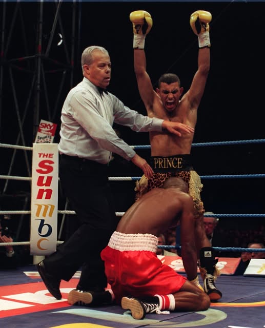 iron-onthissday-in-1995-at-cardiff-arms-park-naseem-hamed-claimed