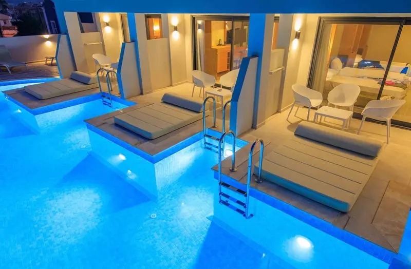 💙 SWIM UP POOL ROOM &... - Ramsay World Travel Lochee