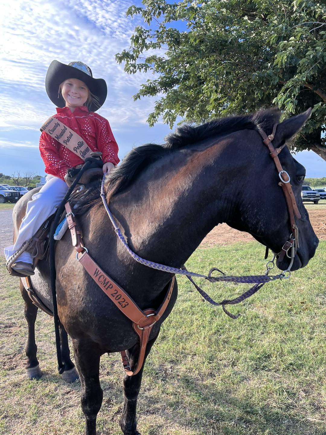 Our petite Queen is ready... - Wichita County Mounted Patrol