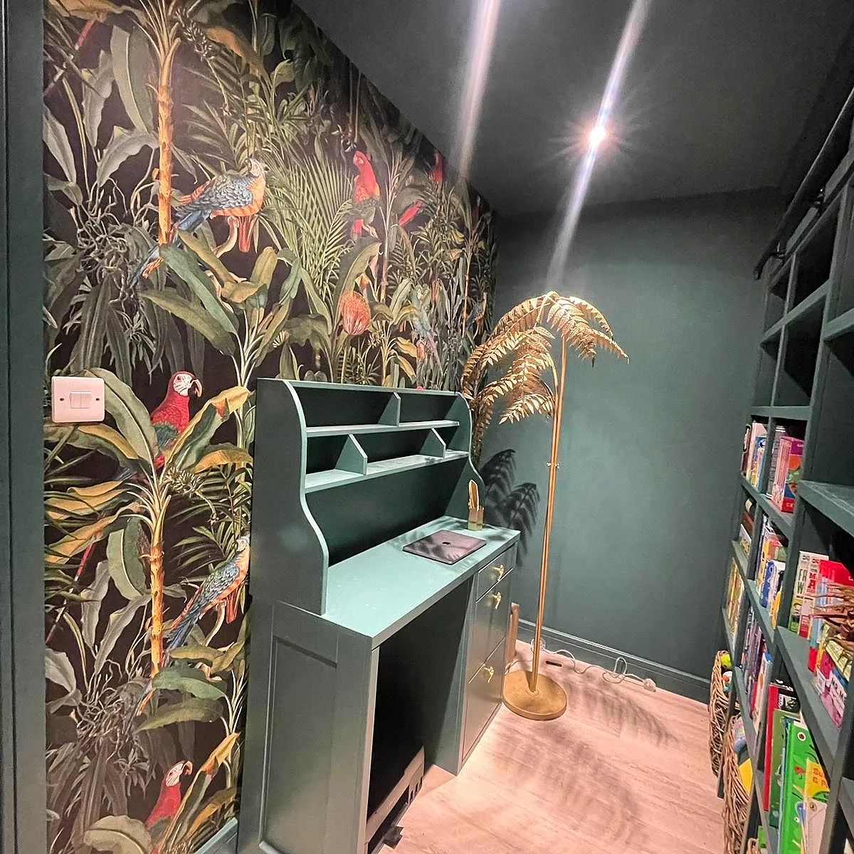 Devlan Decor