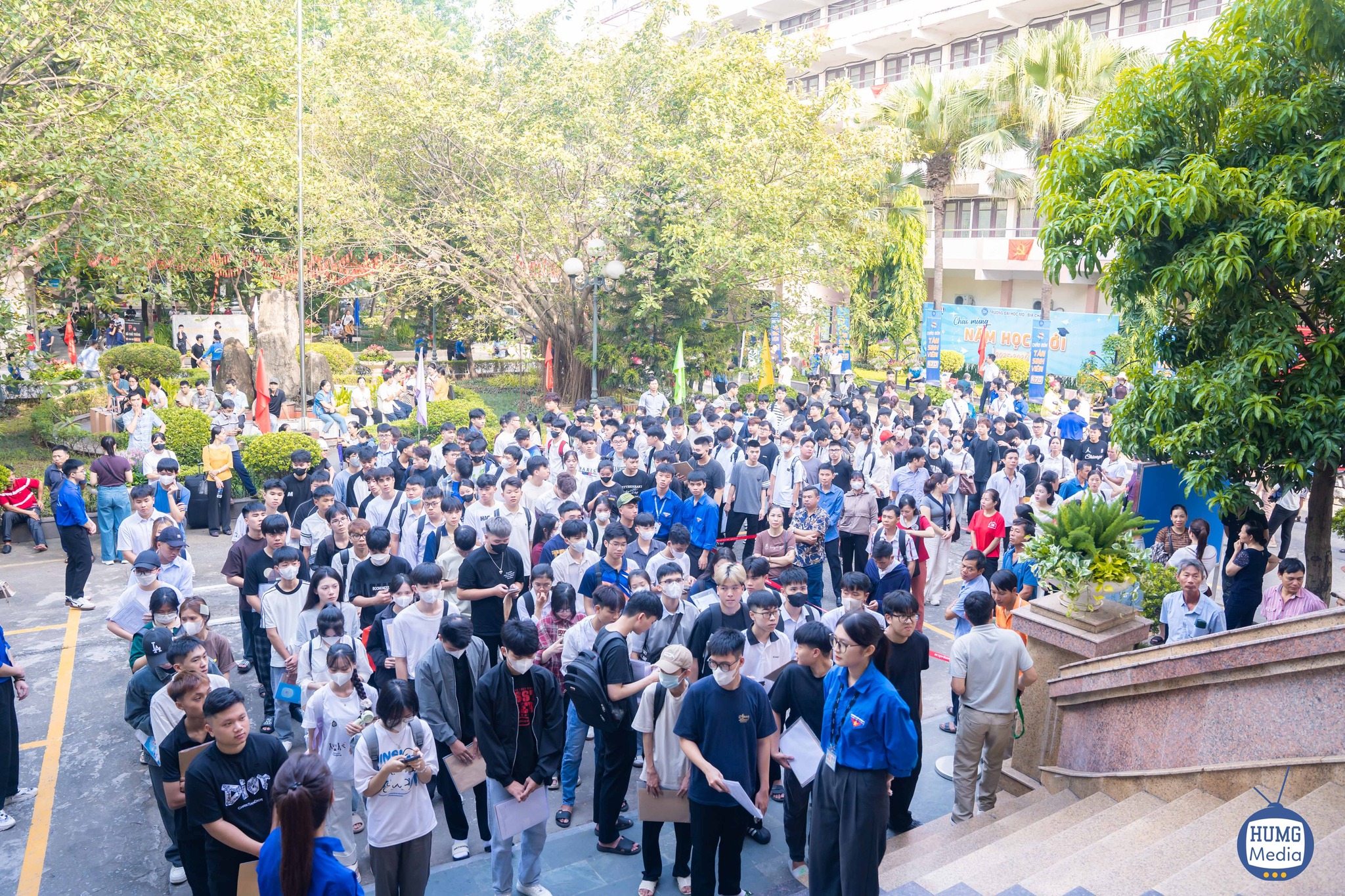 Trường Đại học Mỏ - Địa... - Trường Đại học Mỏ - Địa chất