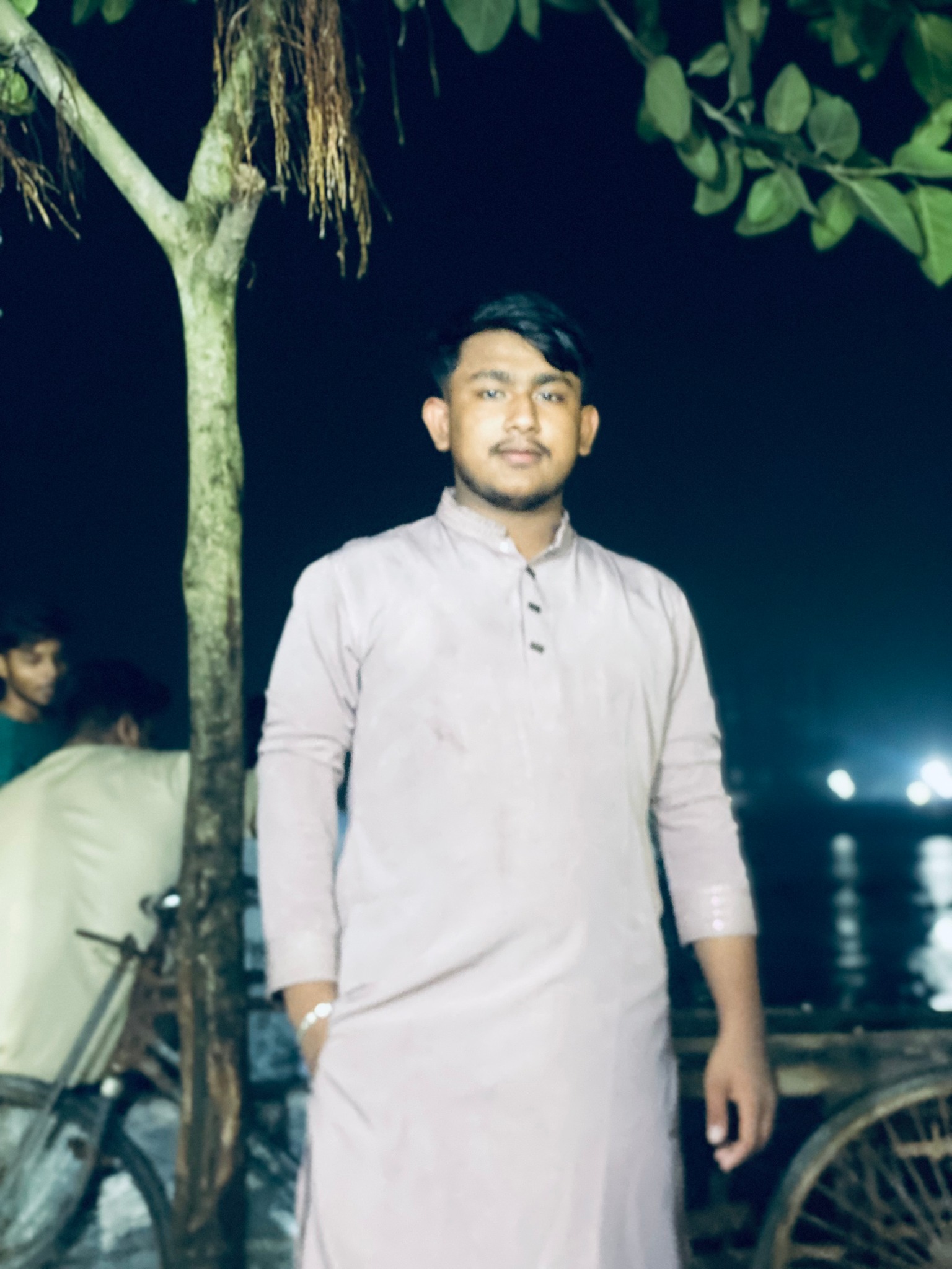 Md Azad