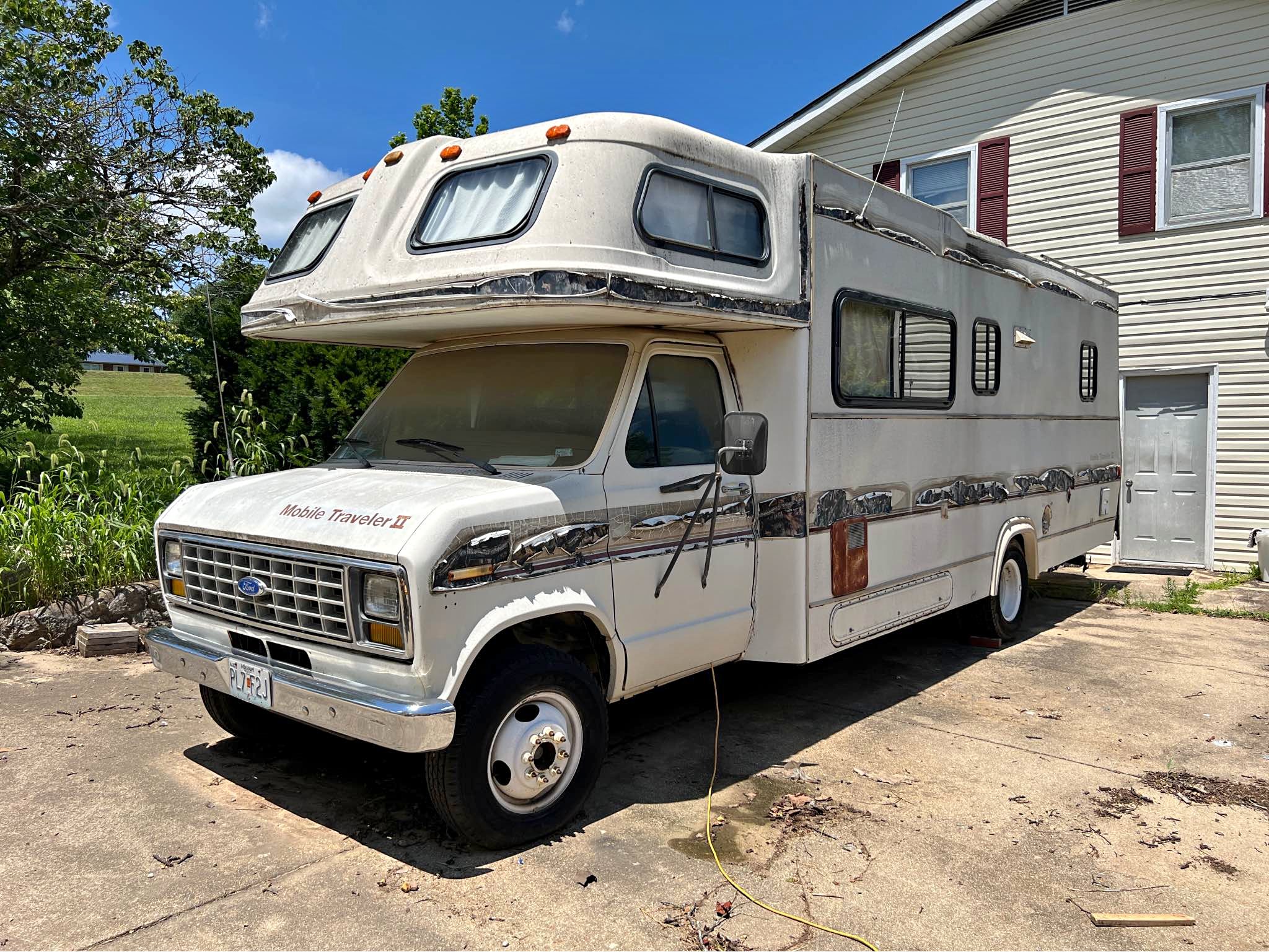 For Sale: Class C 26’ RV- Does Not Run! - RVs & Campers - Richland ...