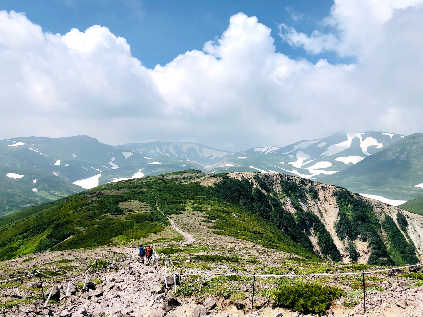 OLD MOUNTAIN × DAMNGOOD KURO RAKUDA Hi, I saw that the chairlift from 5th to 7th Station on Mount