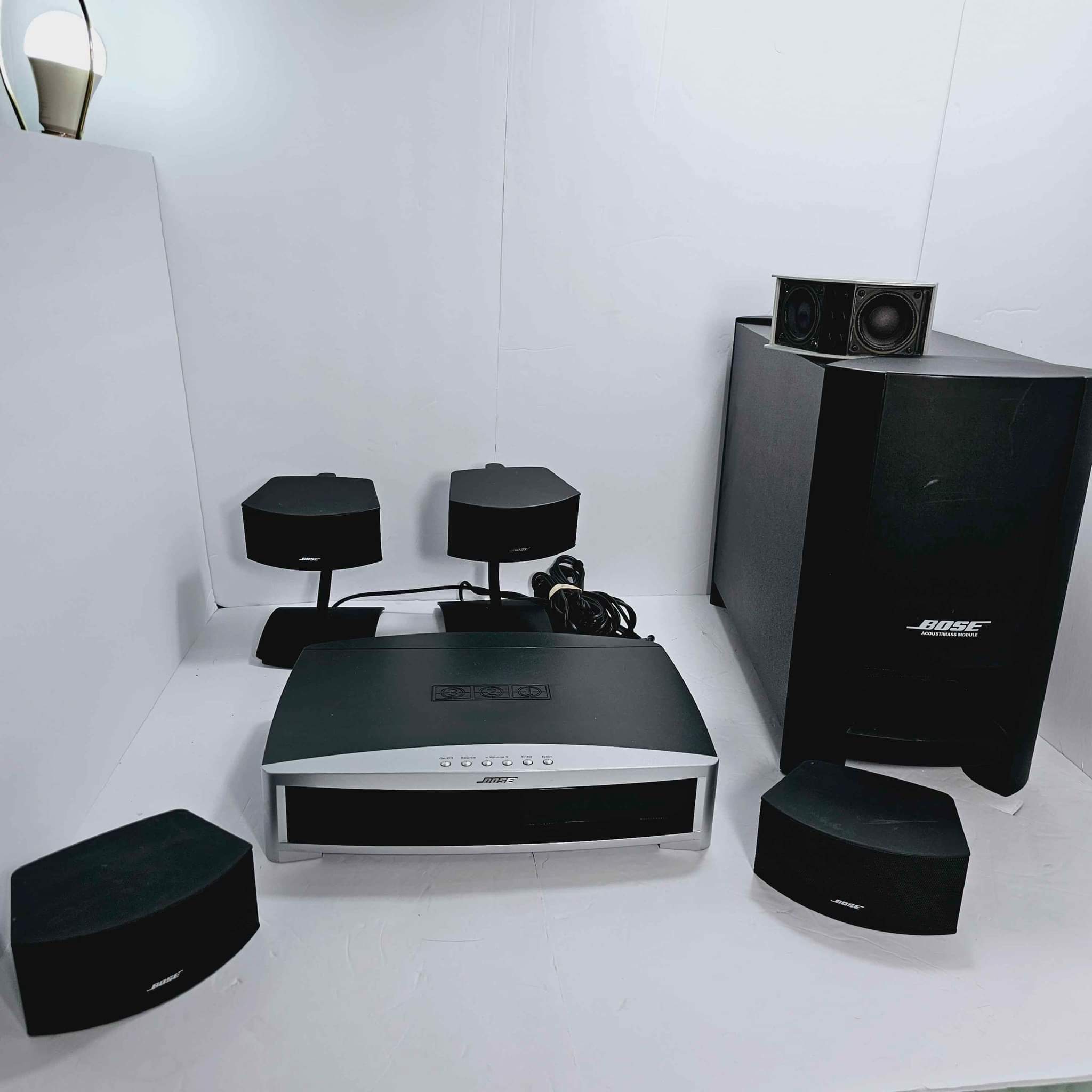 Black Bose PS38 powered speaker system. This unit has a front mesh
