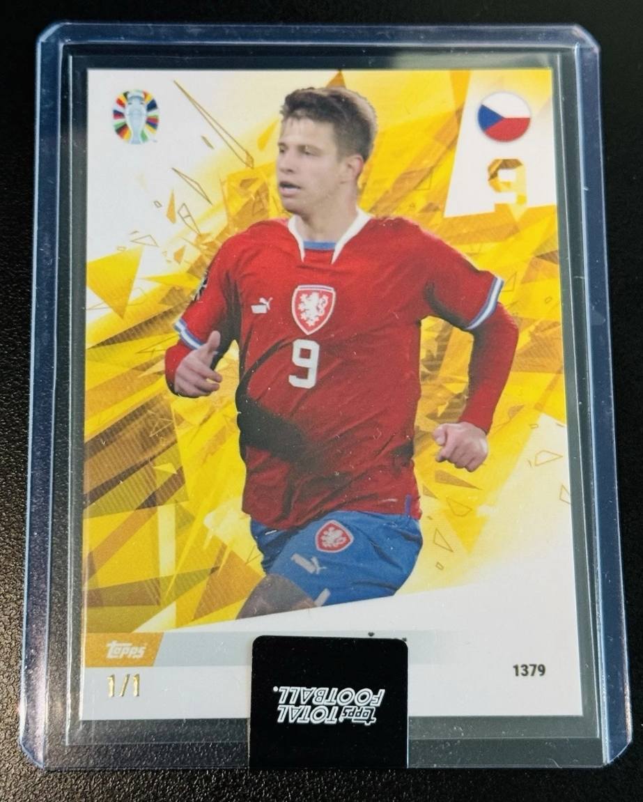 Where to find database of topps total football cards?