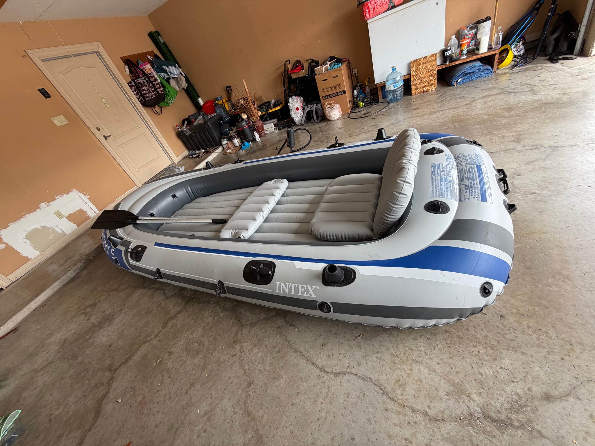 Excursion 5 raft - Kayaks - McAllen, Texas | Facebook Marketplace ...