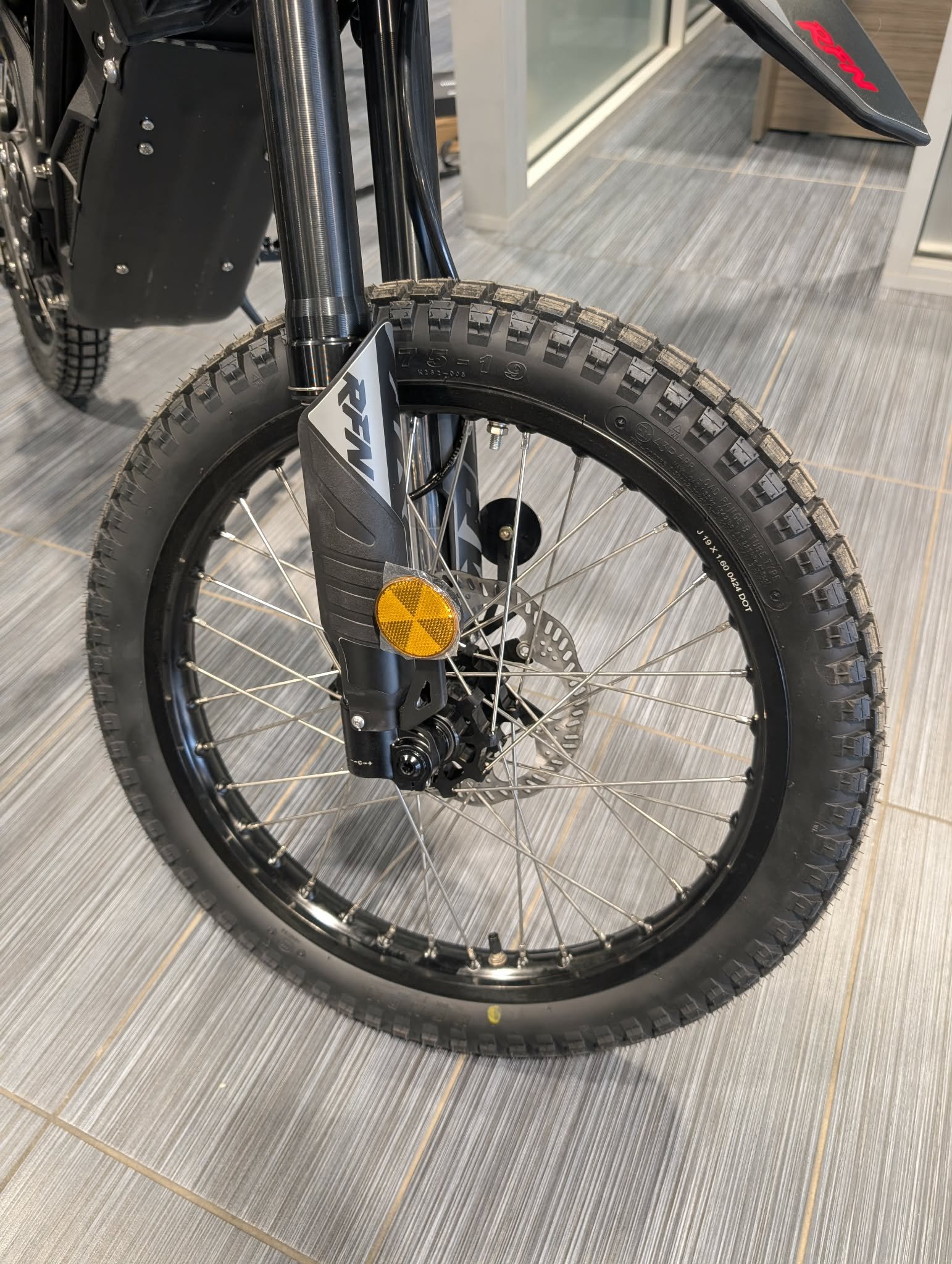 2026 Apollo RFN ARES neuf 0km ( plaqué scooter 49cc légal sur route ...