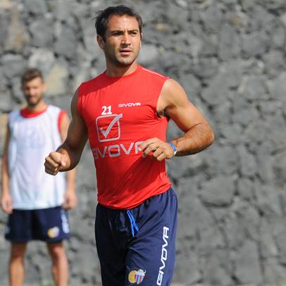 Calcio - Fabián Rinaudo è ufficialmente un giocatore del #Catania ...