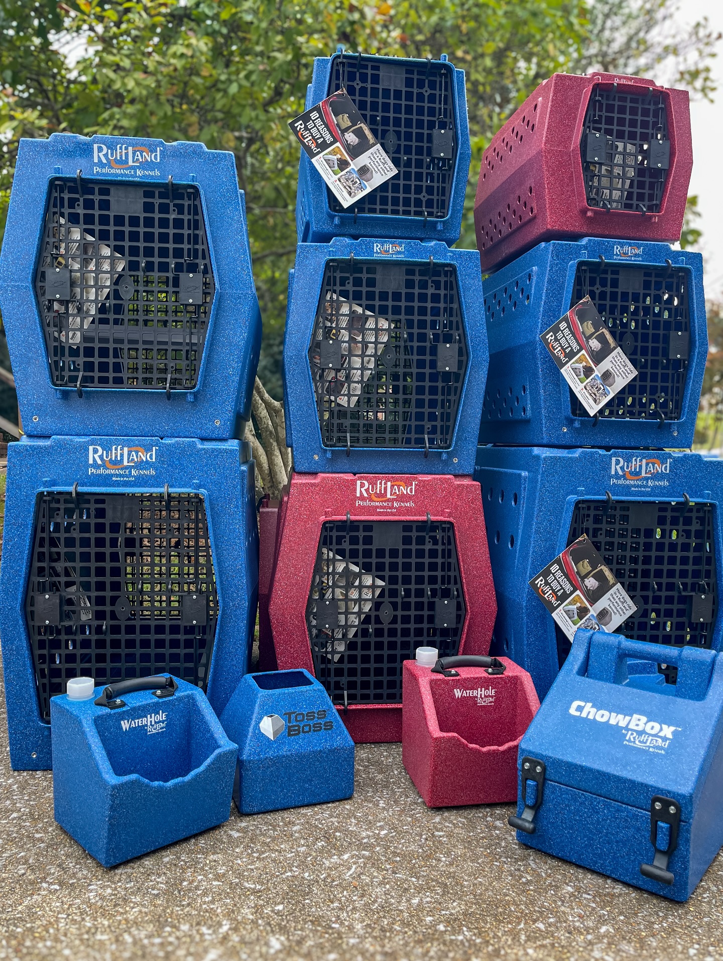 Modern - 🇺🇸 Patriotic Red + Blue RuffLand Kennels are here! …and yes ...