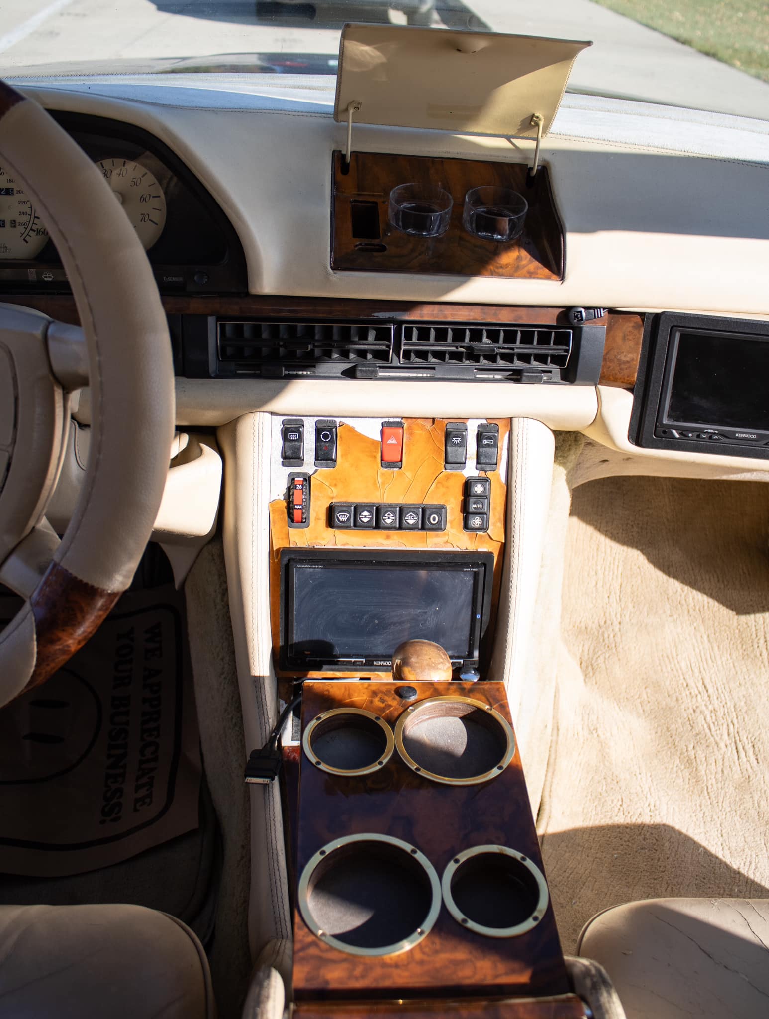 Mercedes-Benz W126 -... - Mercedes Benz / Lorinser Classic | Facebook