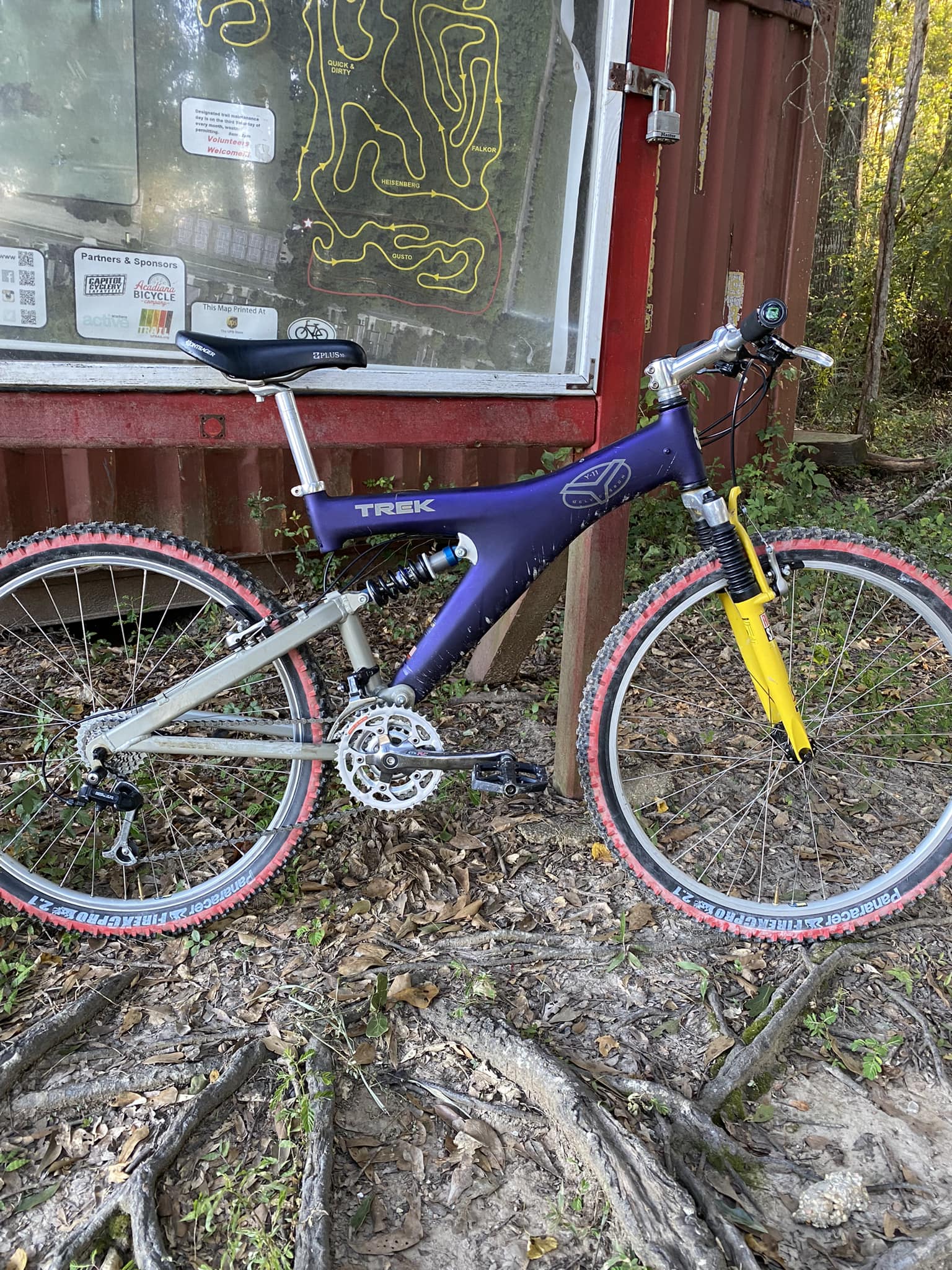 Restored 1998 Trek Y11 with custom purple and silver color scheme