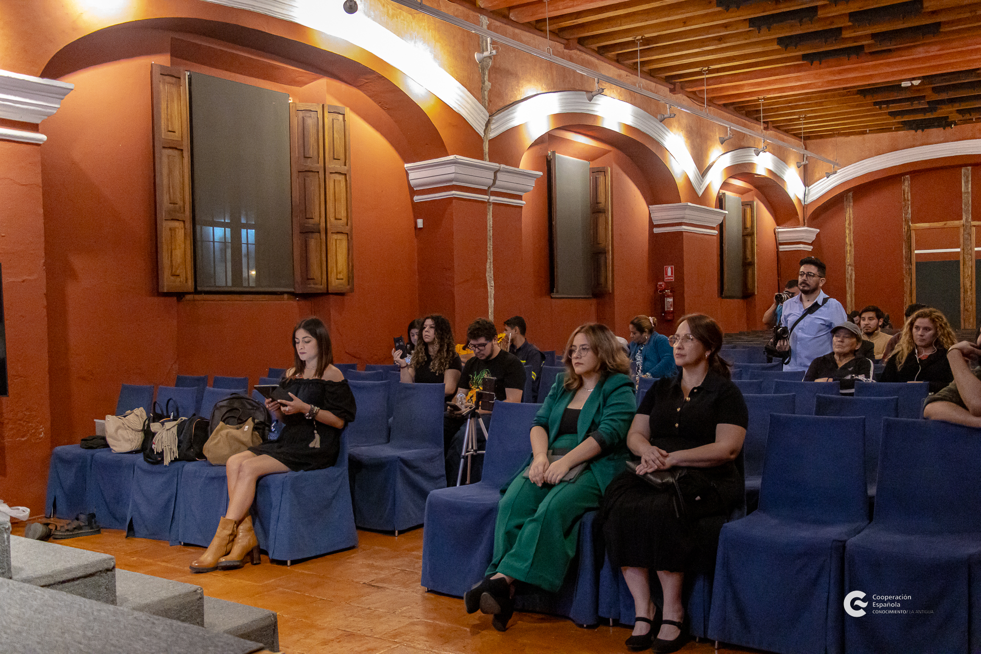 CFCE Antigua - 📚 ¡Revive la emotiva presentación de...