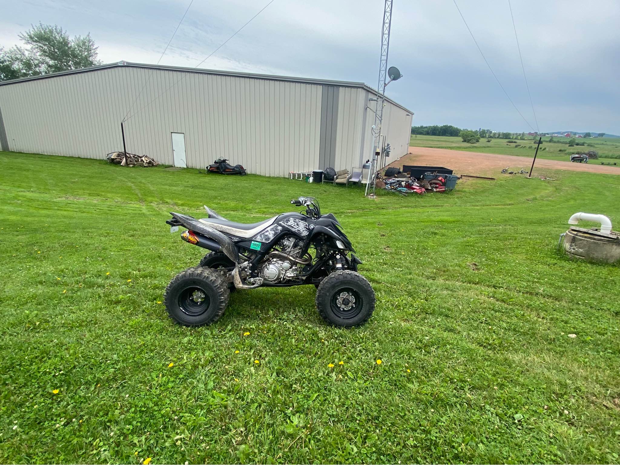 2011 Yamaha raptor 700r