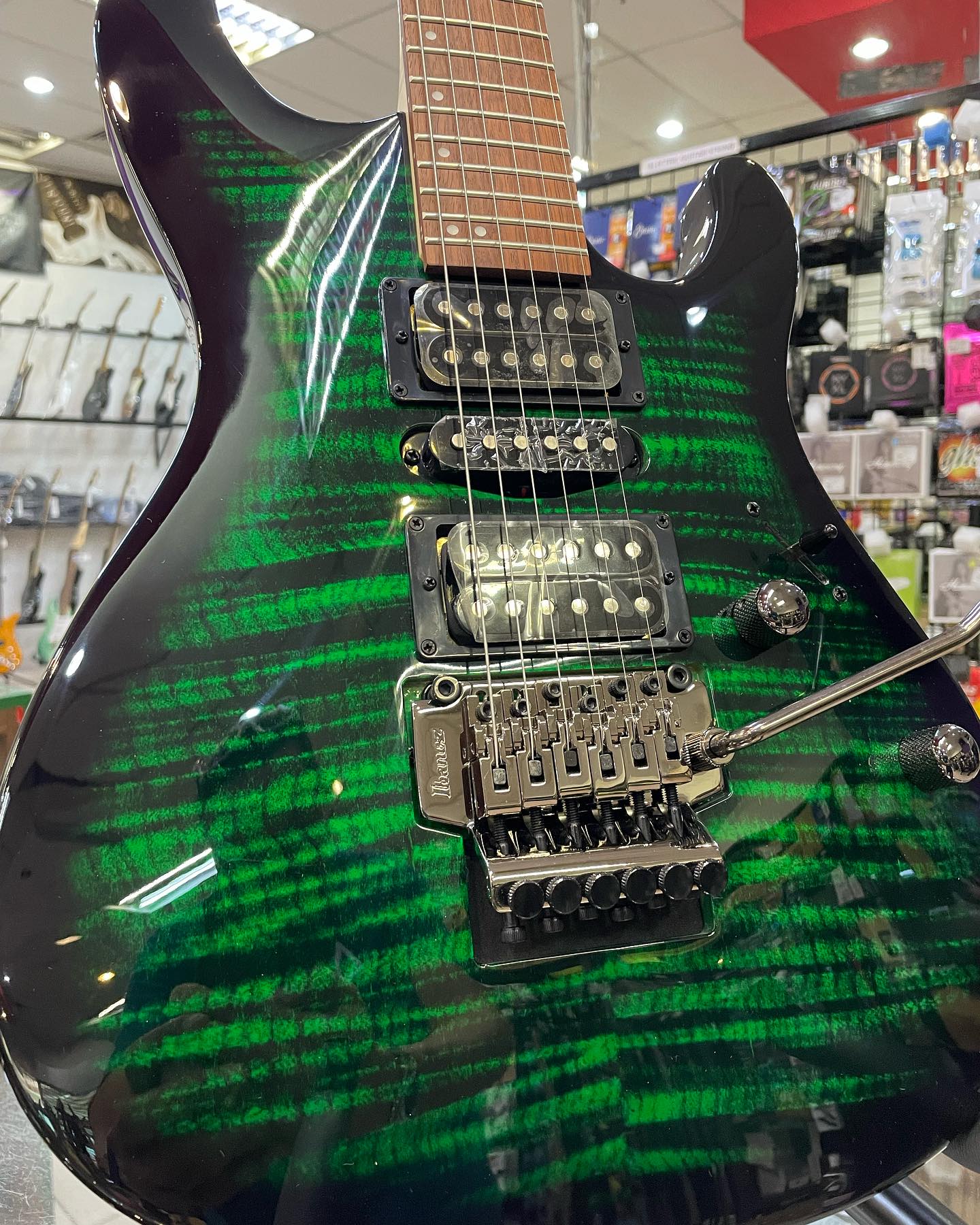 LTD. LOUREIRO KIKO Drive ギター Shiba Reloaded
