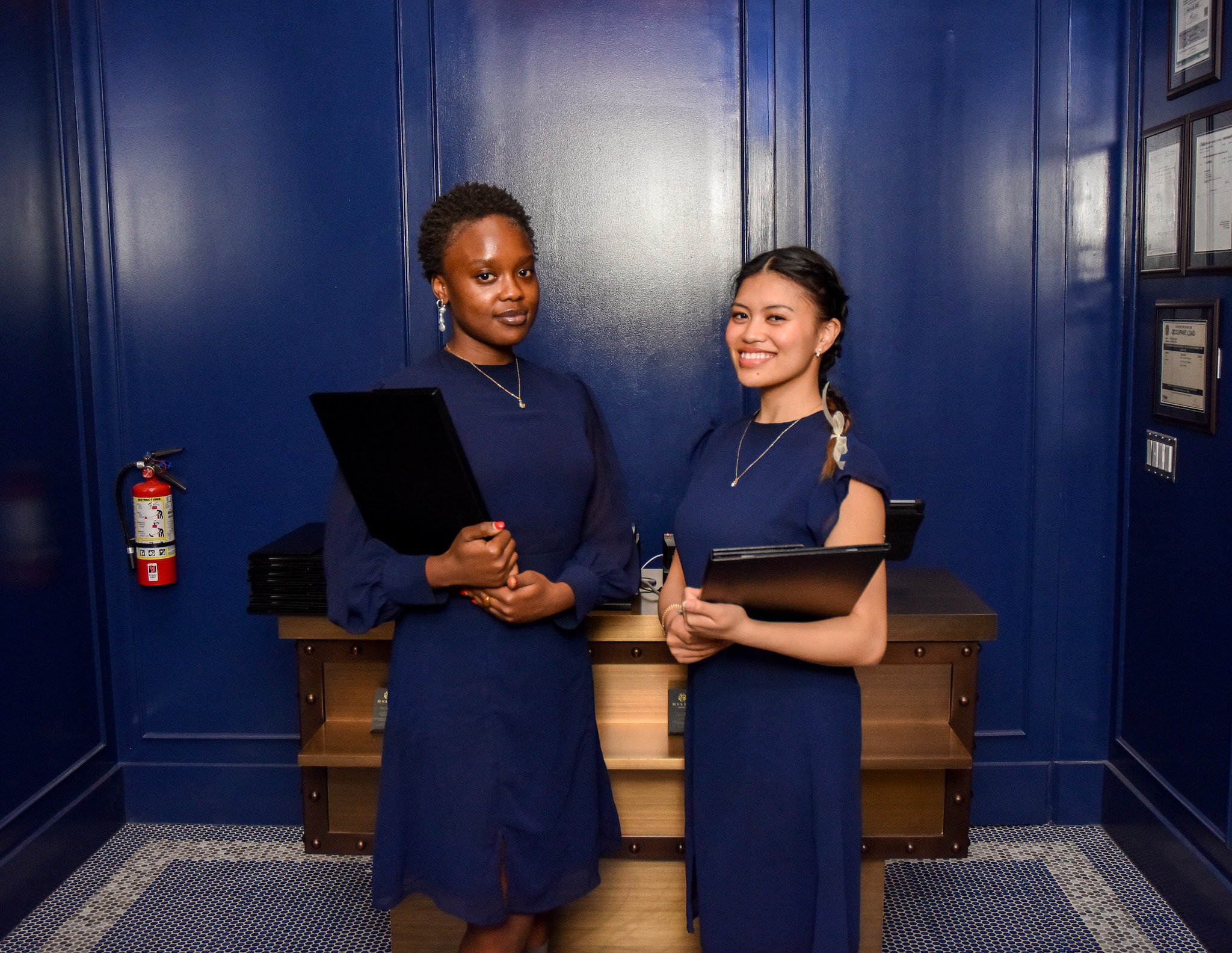 dress code for black and blue restaurant Black+Blue Vancouver threatlevelmidnight-2025-03-31 Two Pieces Prom Dresses Size:us 10