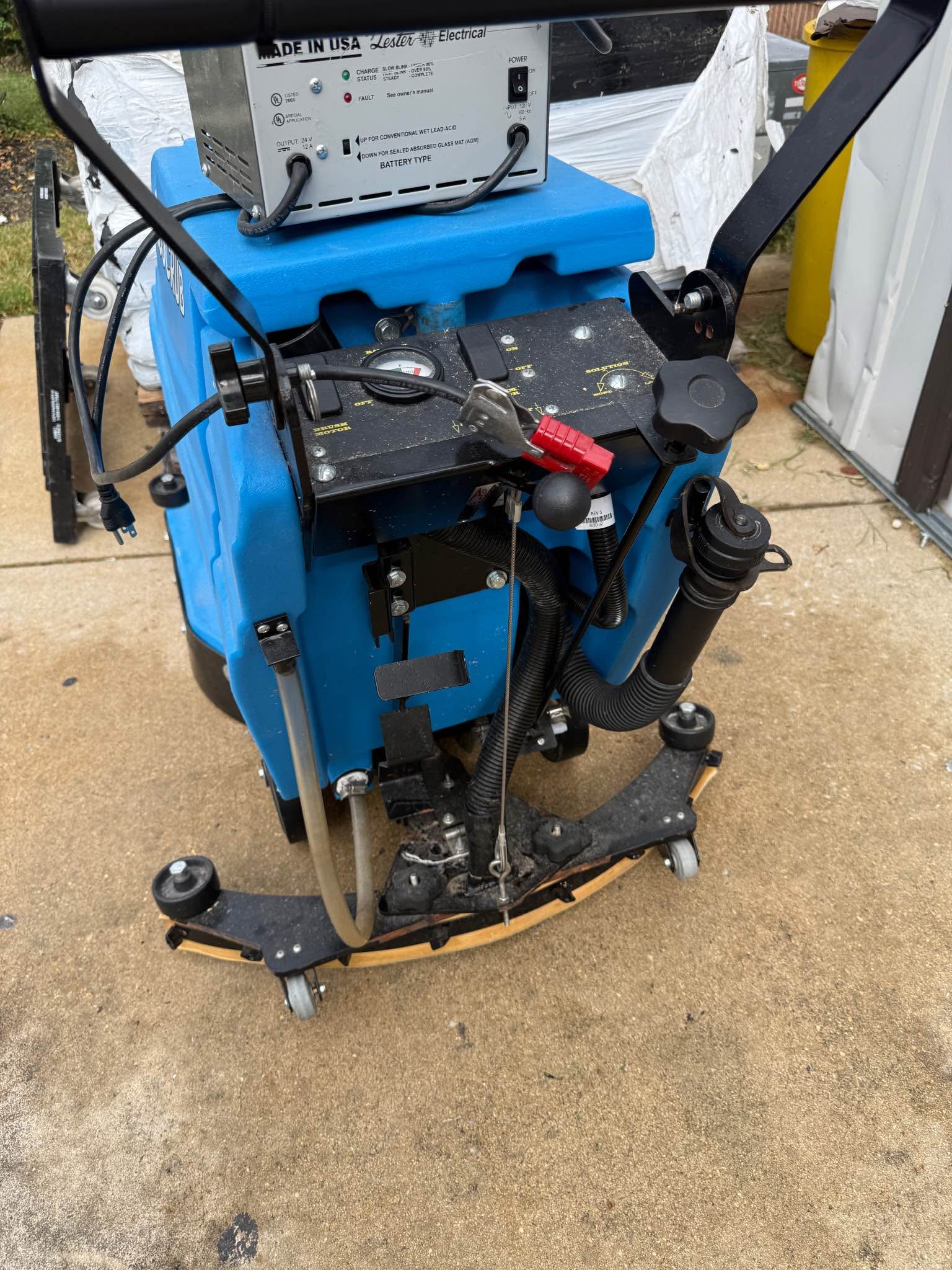 AZTEC Proscrub floor cleaner - Upright Vacuum Cleaners - Upper Darby ...