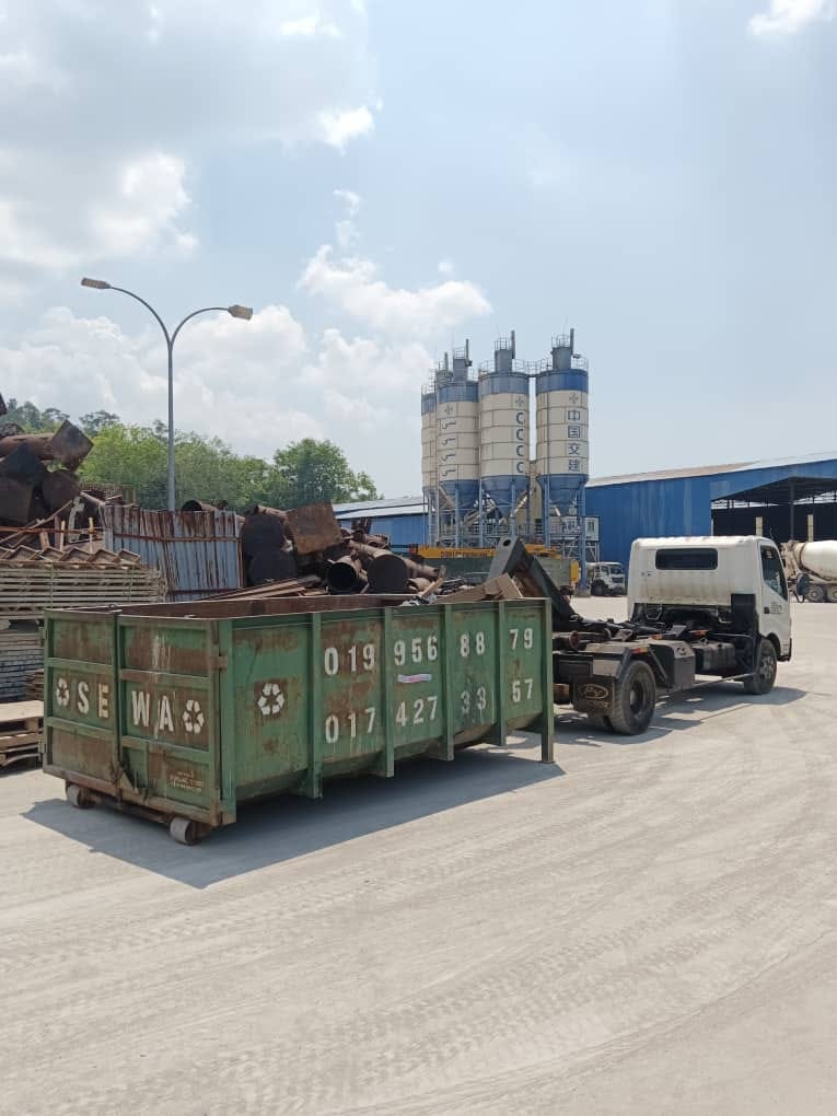 Lori RORO Kelantan