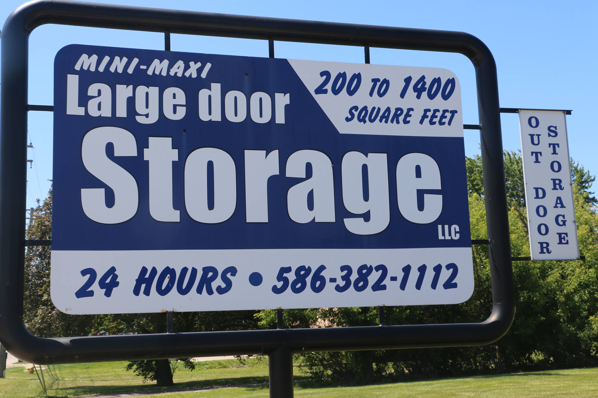 Mini Maxi Self Storage | Mount Clemens MI