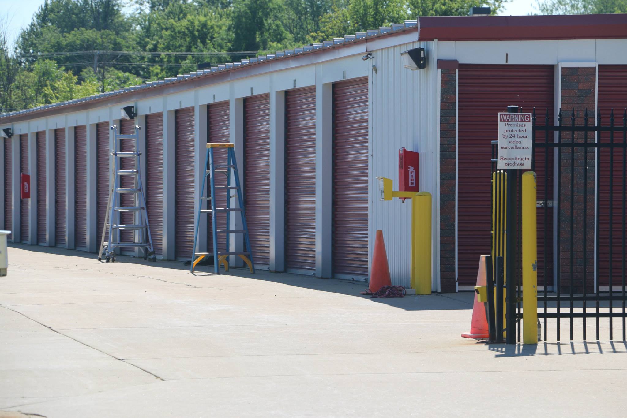 Mini Maxi Self Storage | Mount Clemens MI