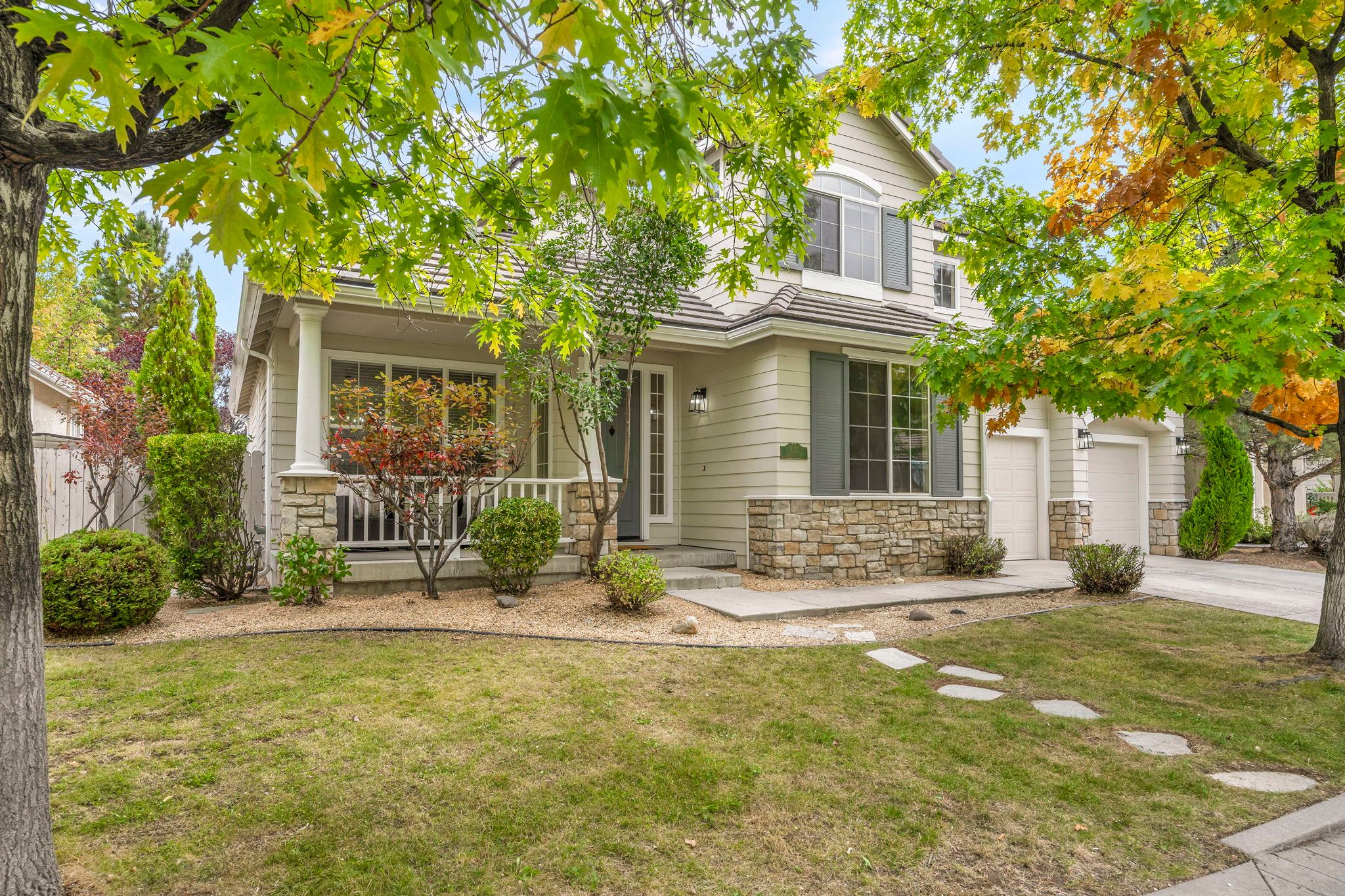 This Caughlin Ranch home has cozy... - TourDspace Nevada | Facebook