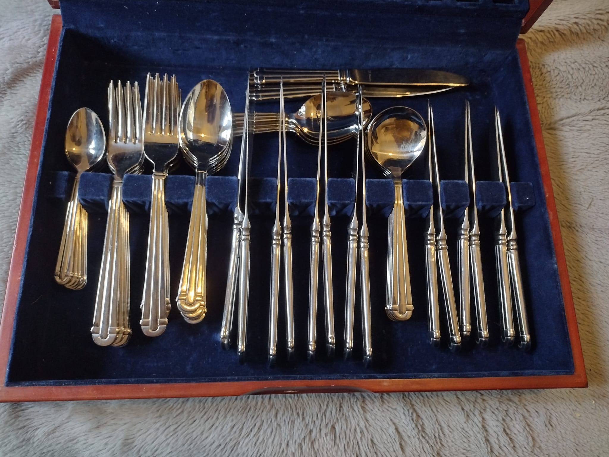 76 piece cooper ludlam Sheffield Epns A1 cutlery set R4950