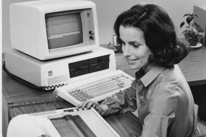I Grew - 🖥 #OnThisDay 12 August 1981, IBM took the wraps off its first ...